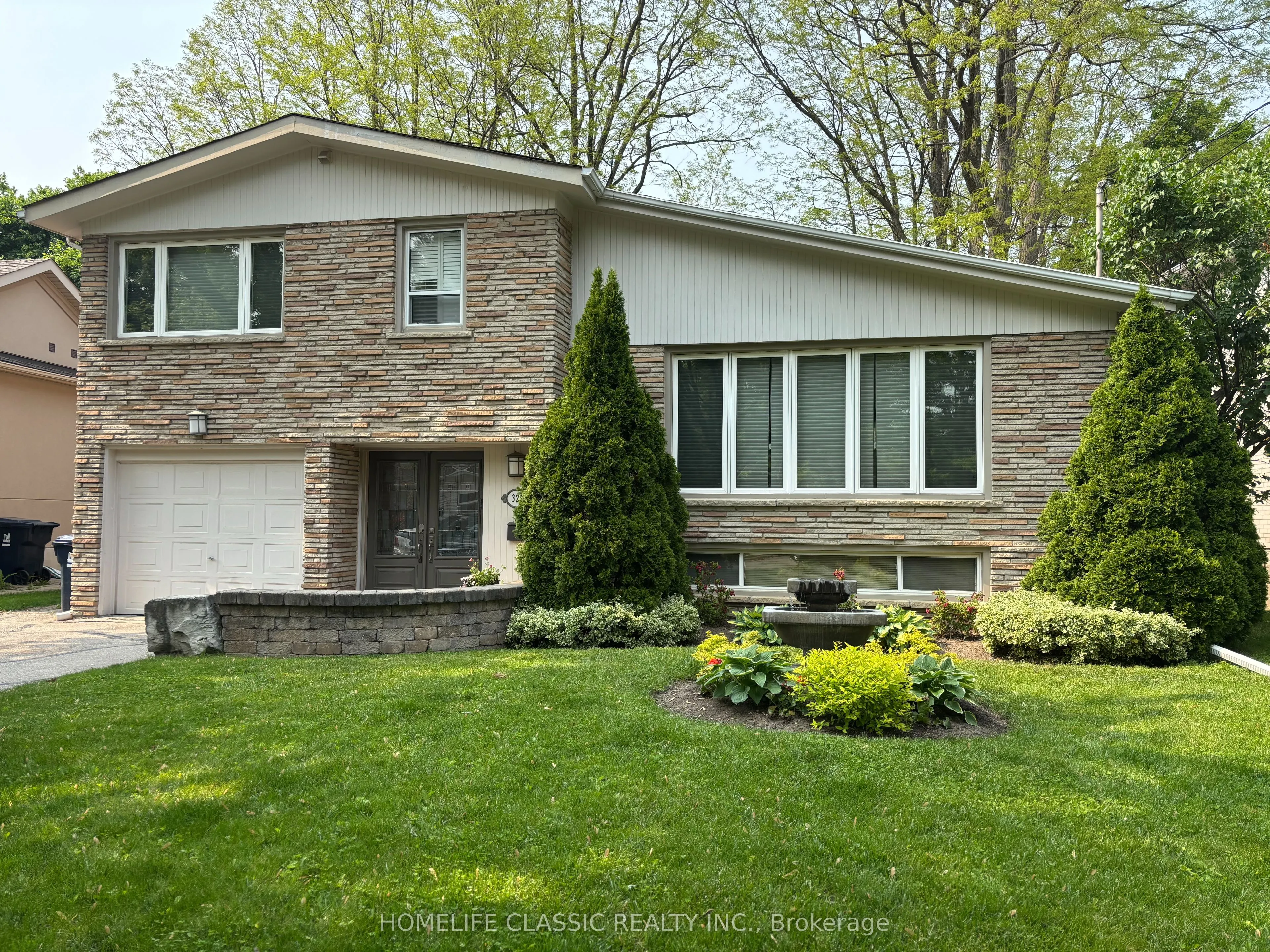 326 Pleasant Avenue