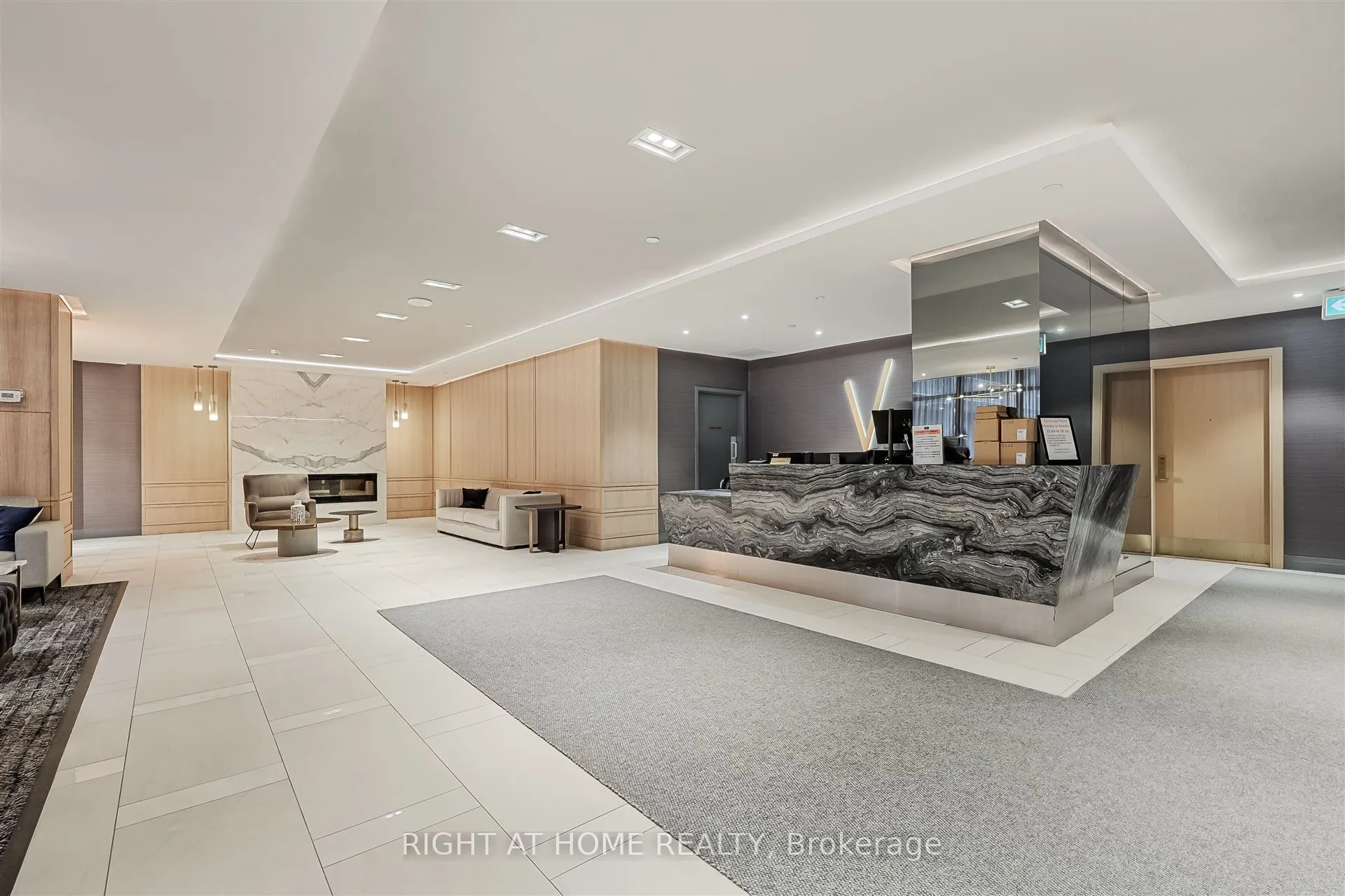 621 Sheppard Avenue E #321