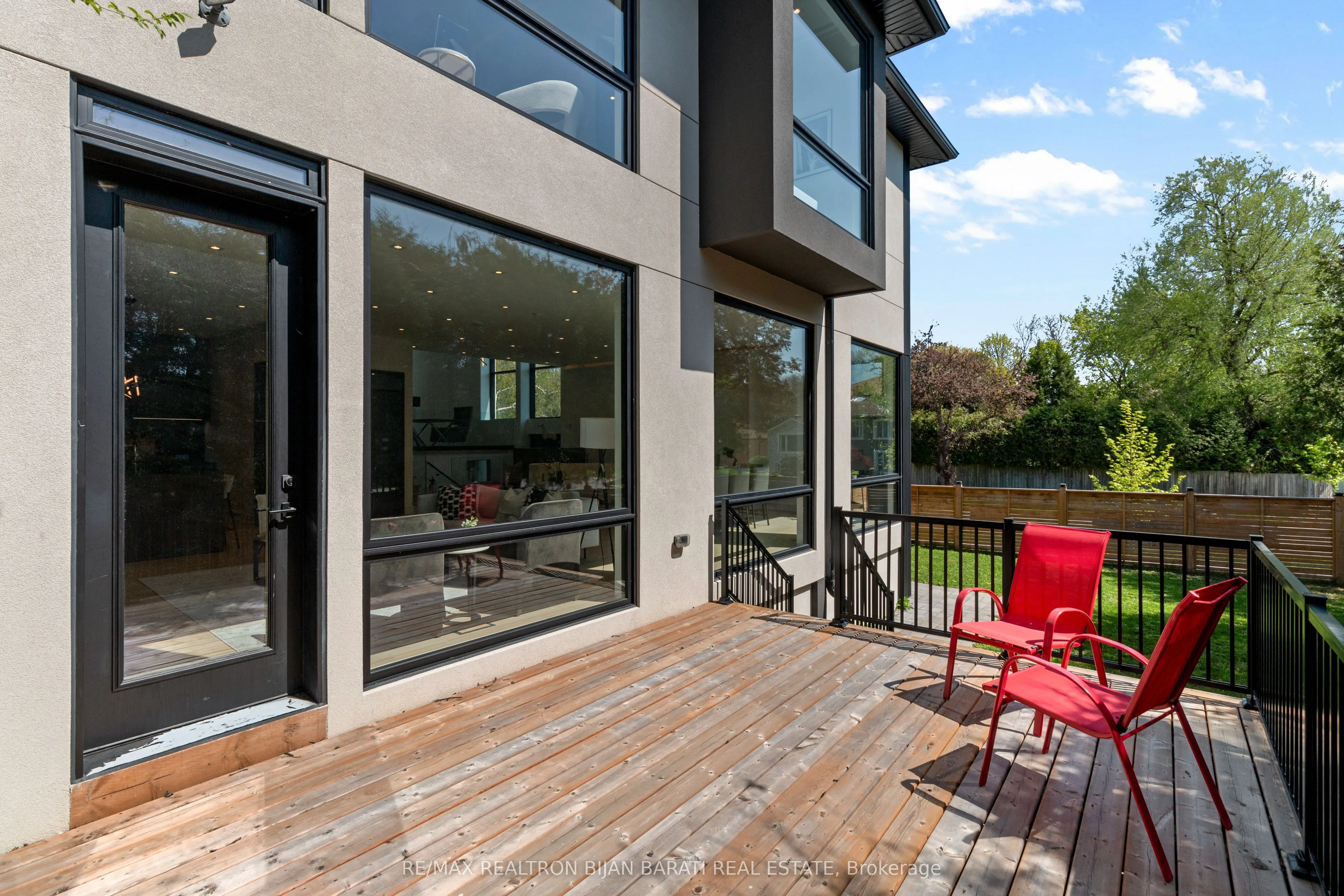 48 Denver Crescent