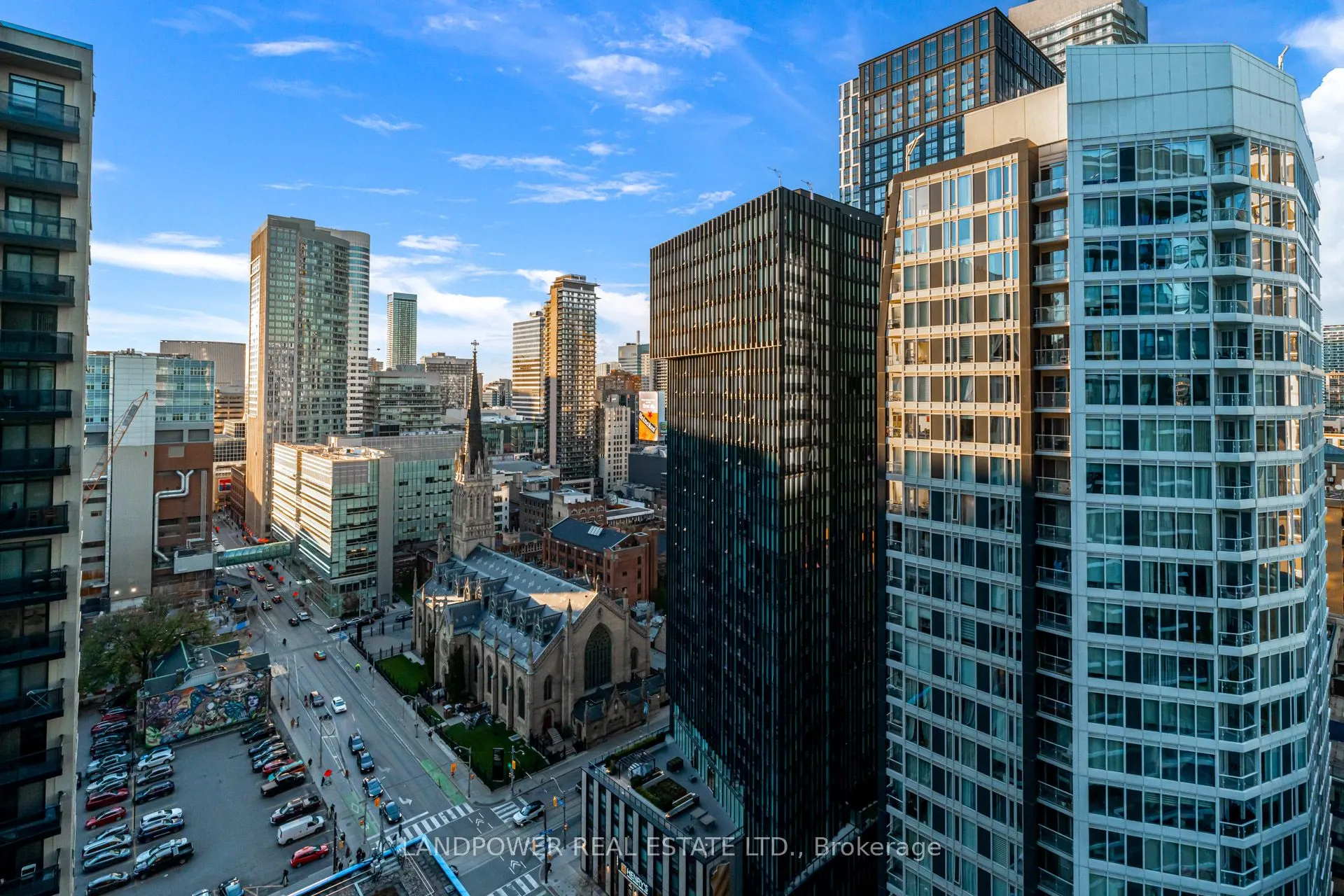 77 Shuter Street #2501