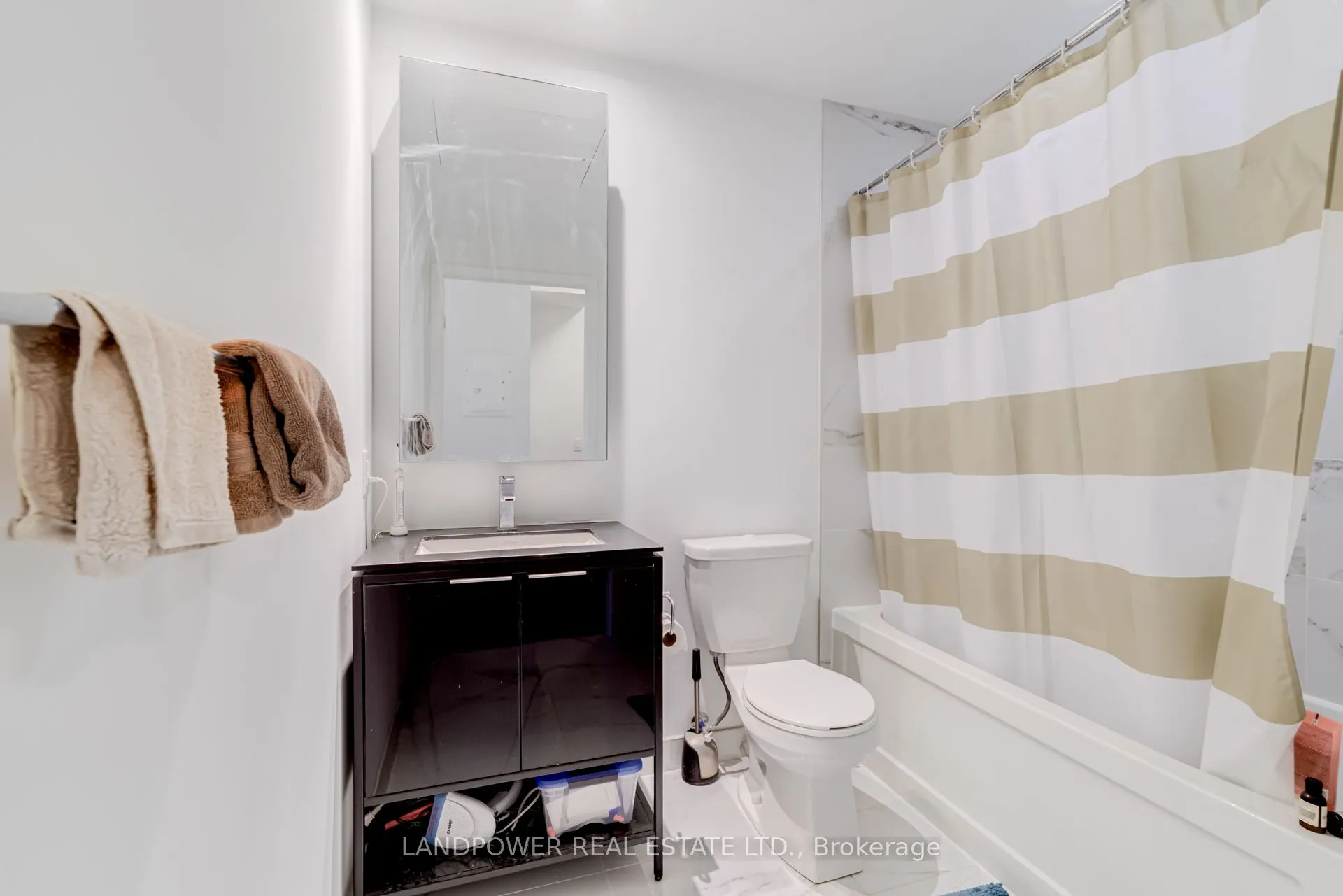 77 Shuter Street #2501