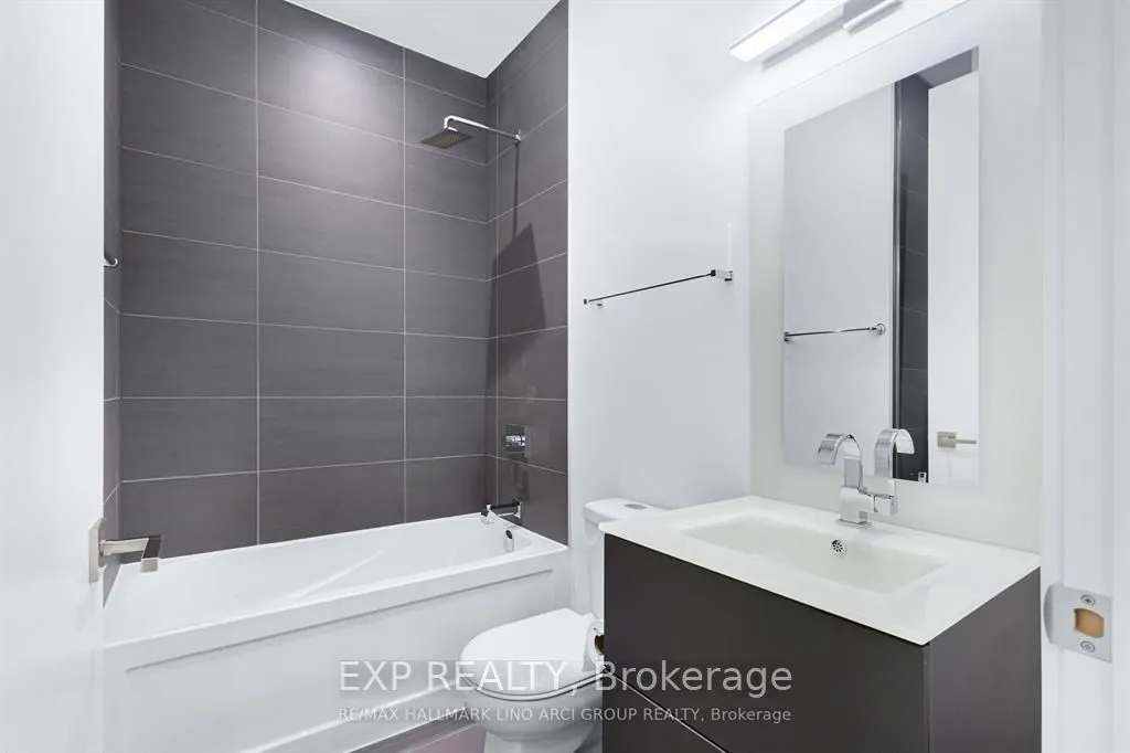 111 ST CLAIR Avenue W #405