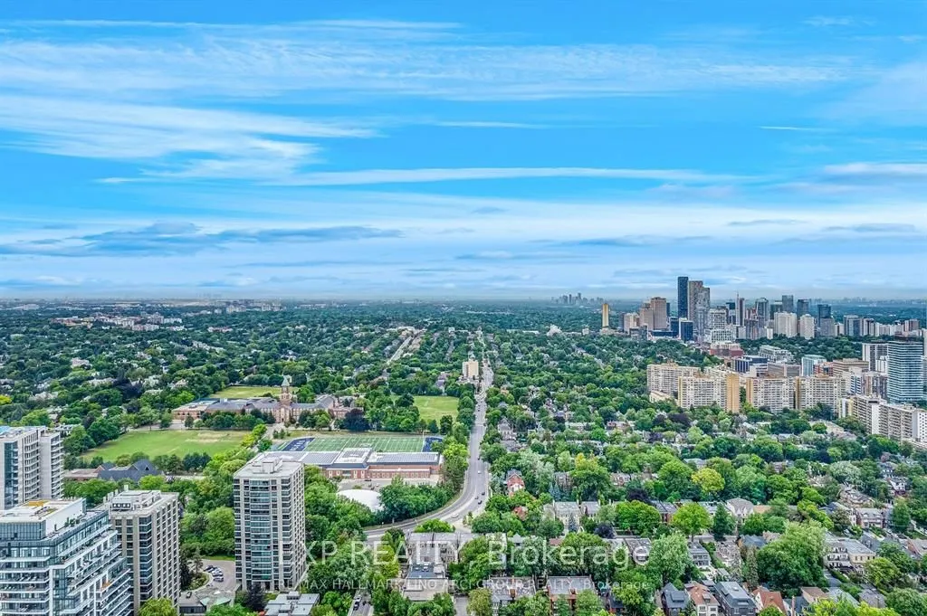111 ST CLAIR Avenue W #405