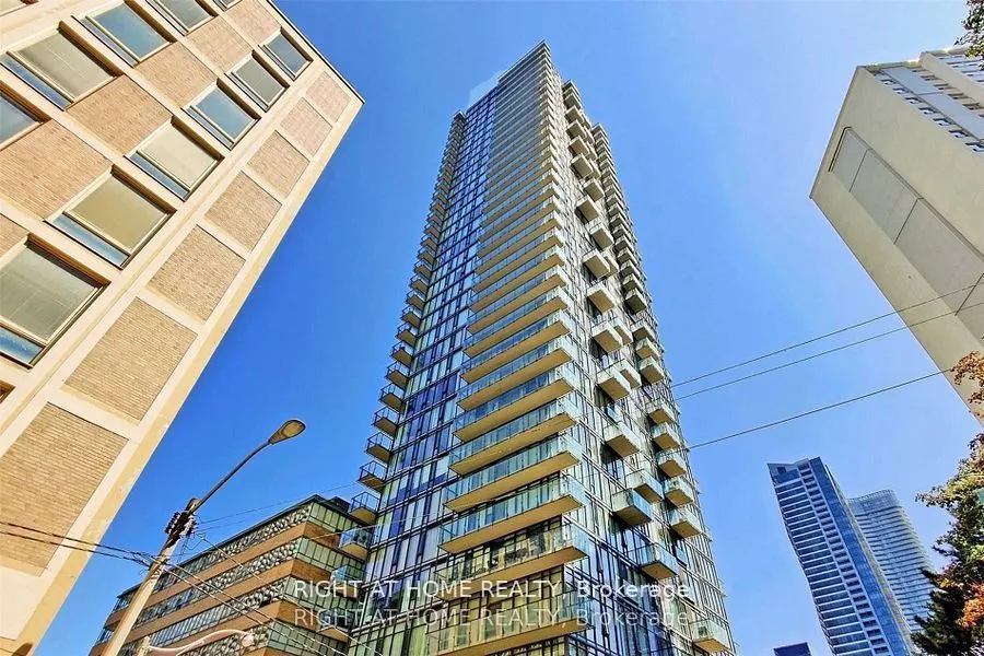 75 St Nicholas Street, #2401