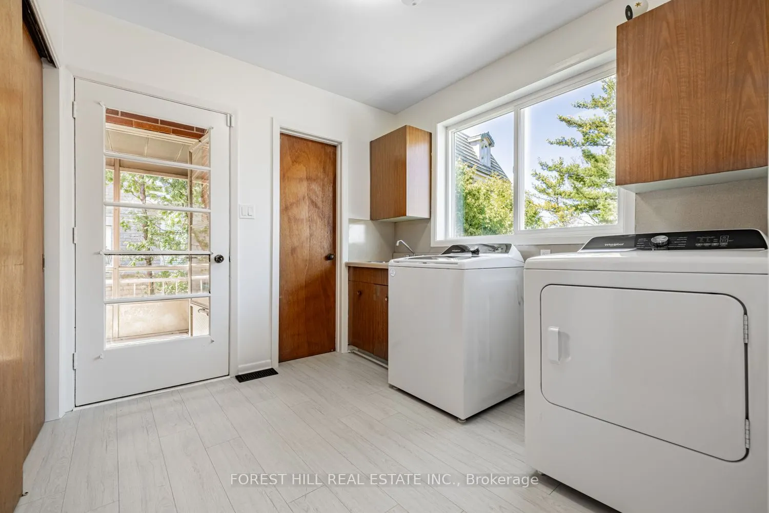 10 Courtwood Place