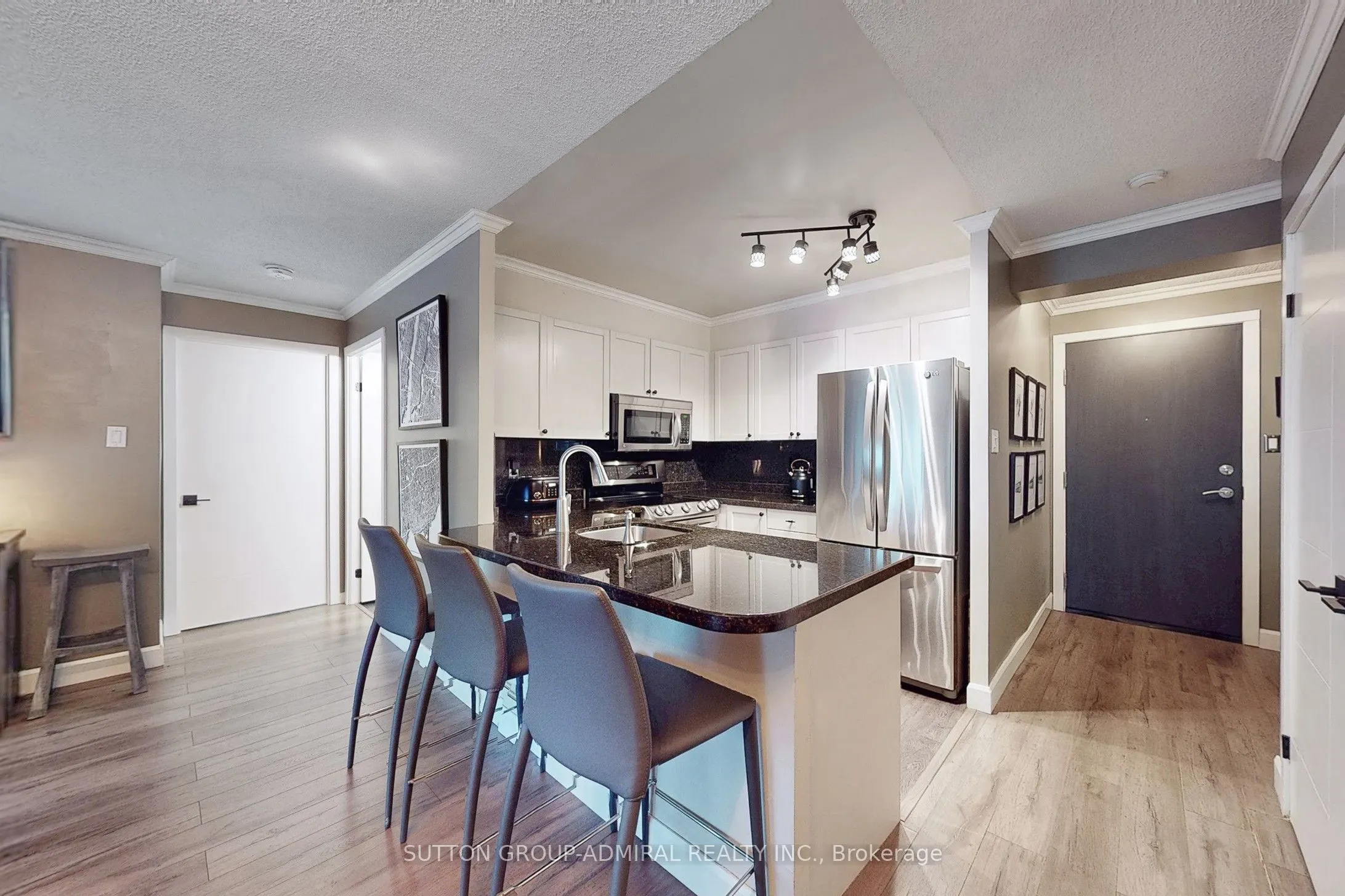 600 Queens Quay W #705