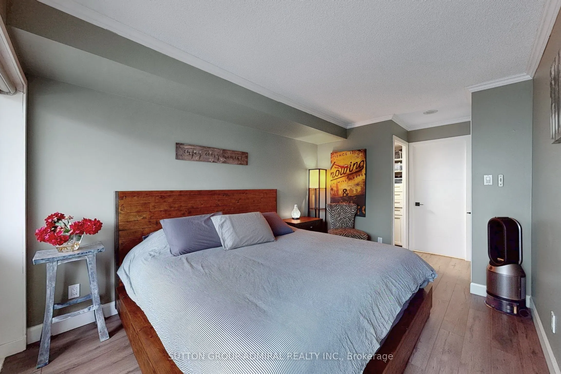 600 Queens Quay W #705
