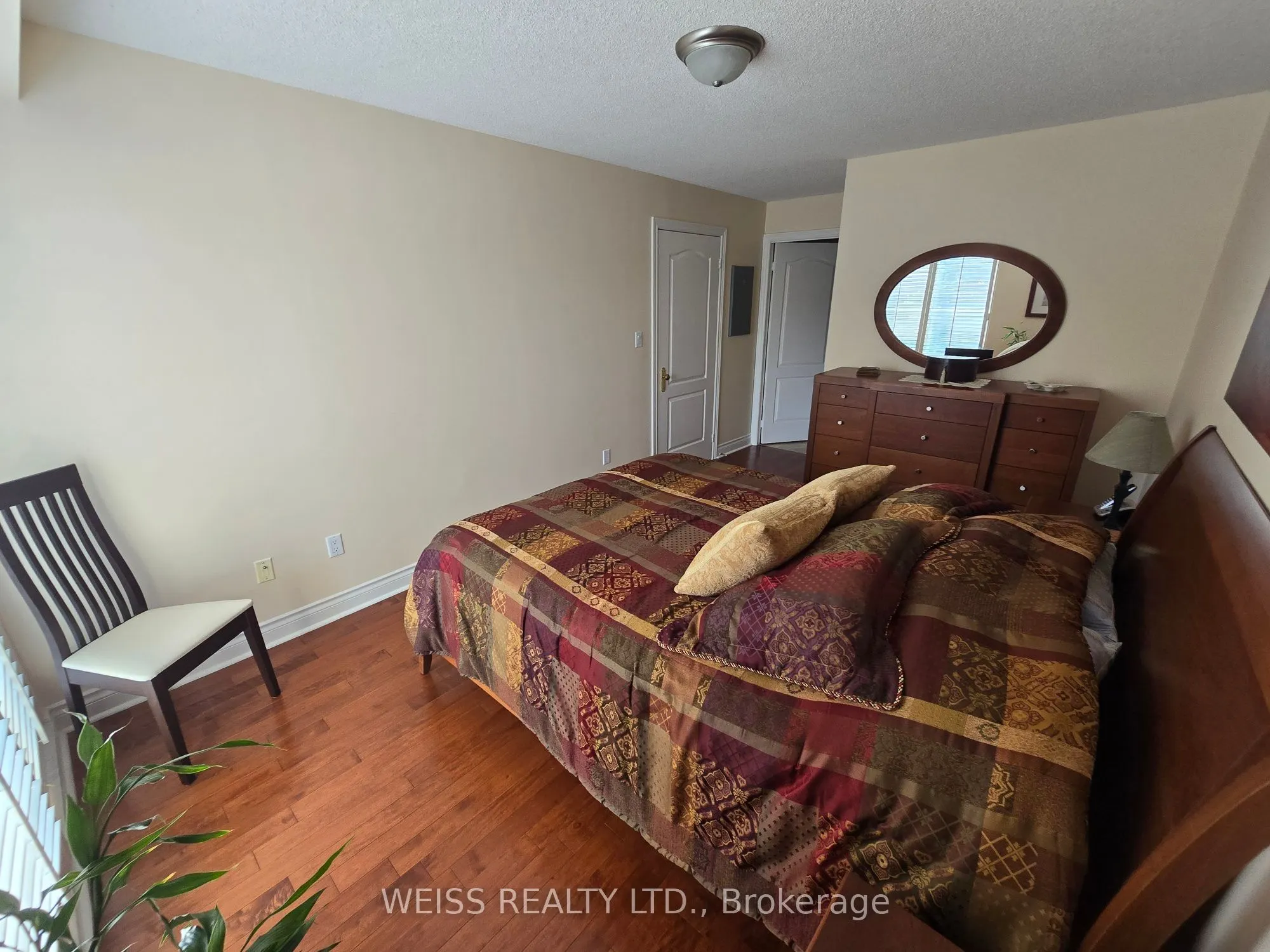 800 Spadina Road #404