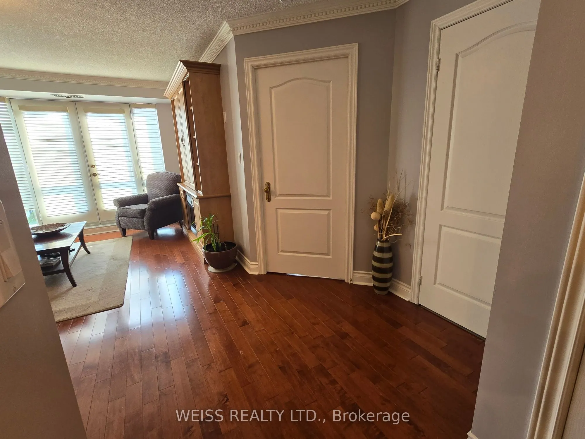 800 Spadina Road #404