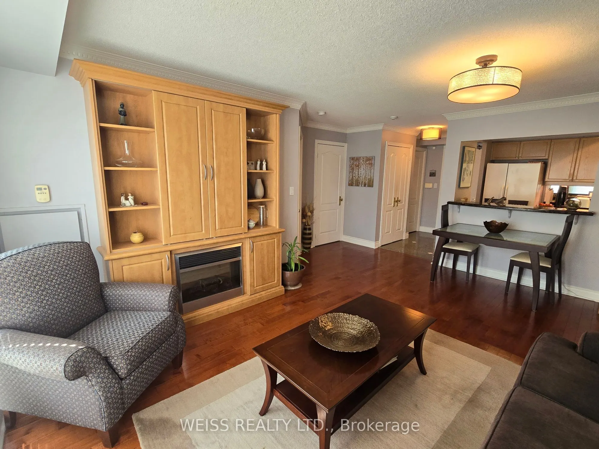 800 Spadina Road #404