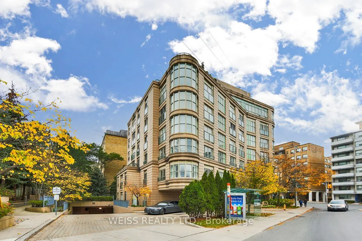 800 Spadina Road #404