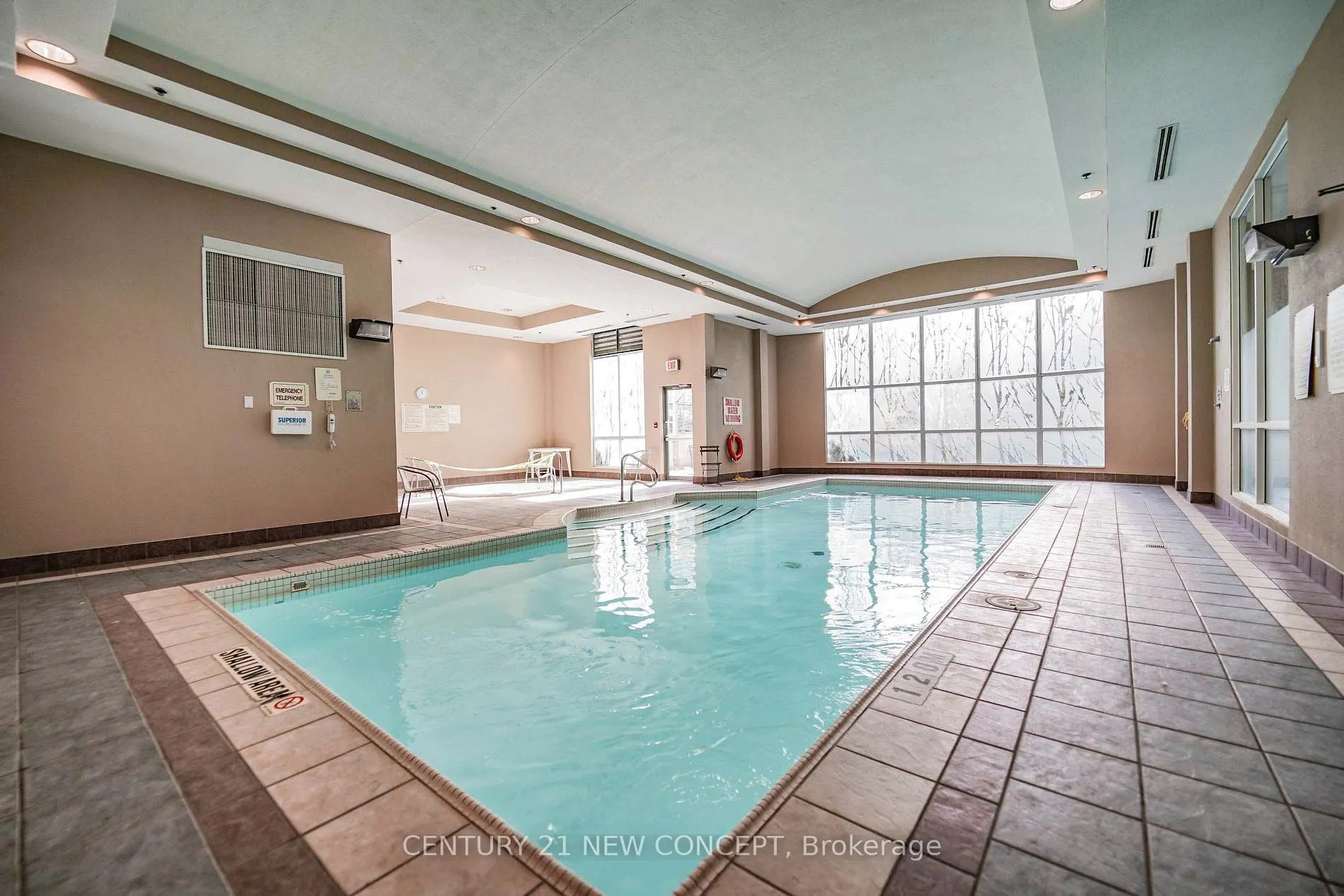 7 Lorraine Drive #1703