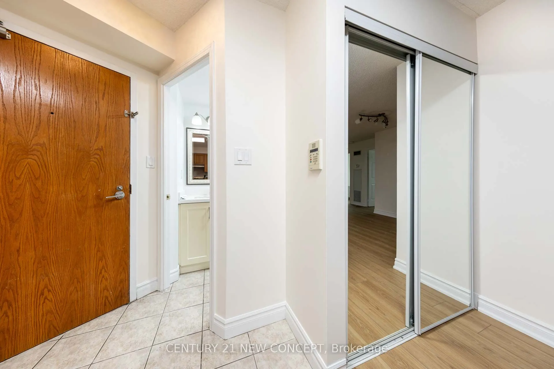 7 Lorraine Drive #1703