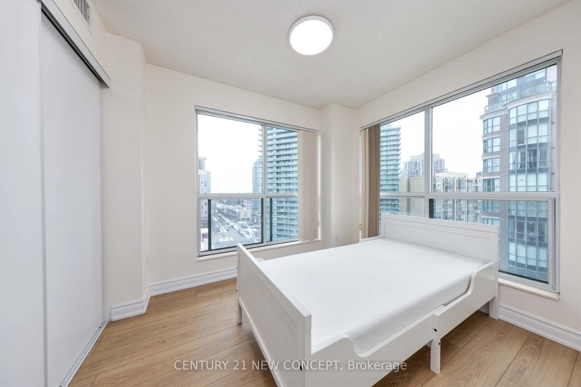 7 Lorraine Drive #1703
