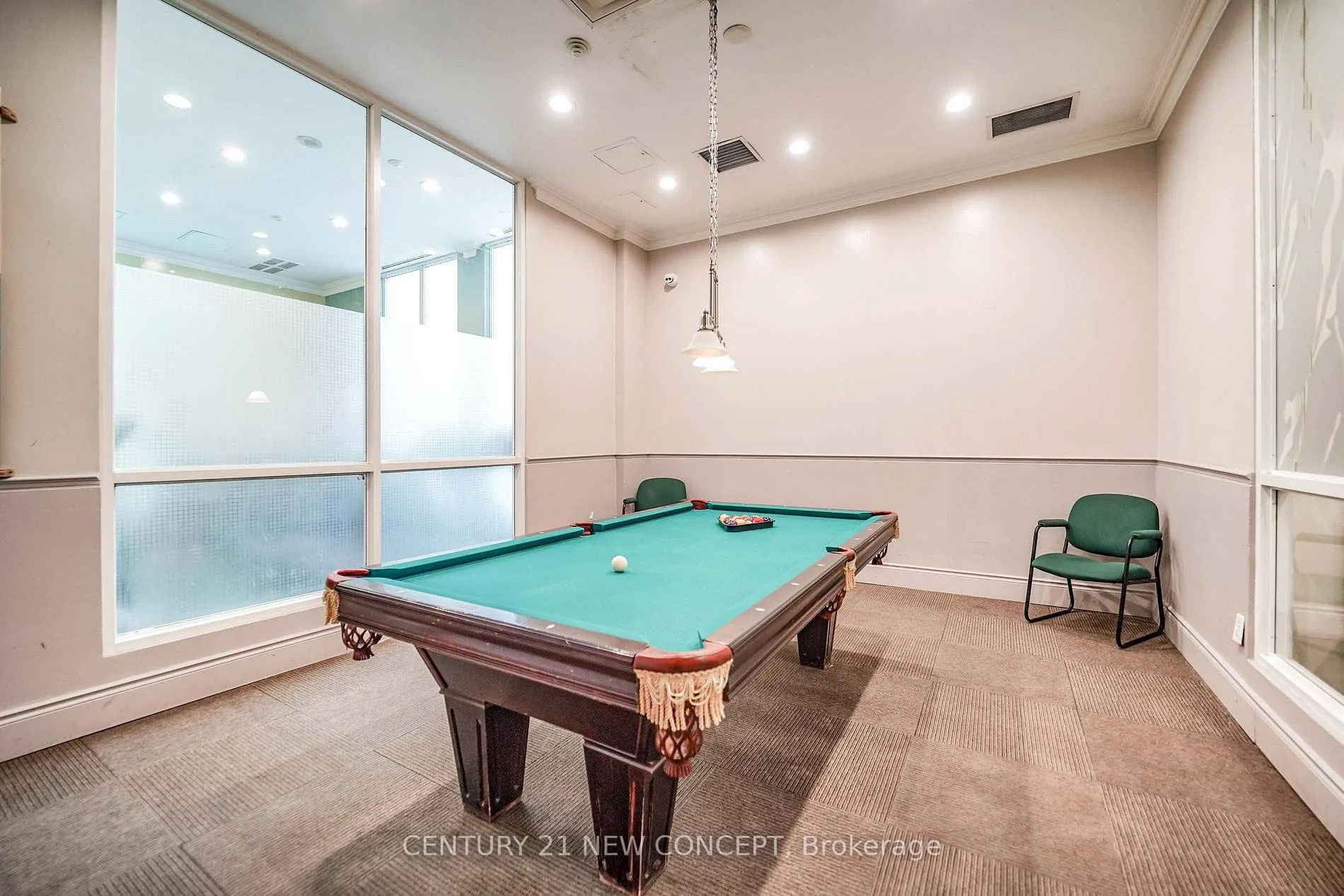7 Lorraine Drive #1703