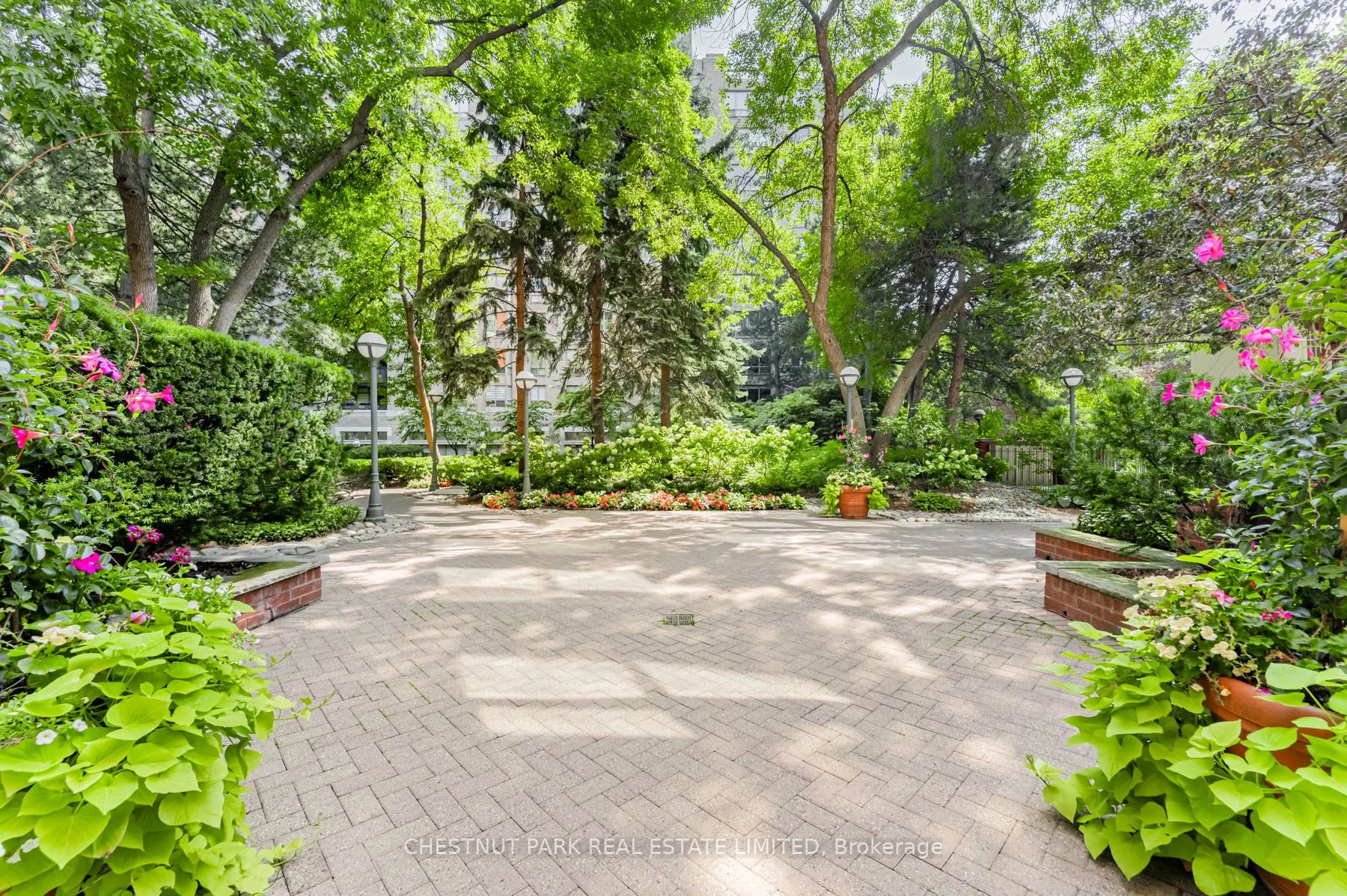 95 Prince Arthur Avenue, #104