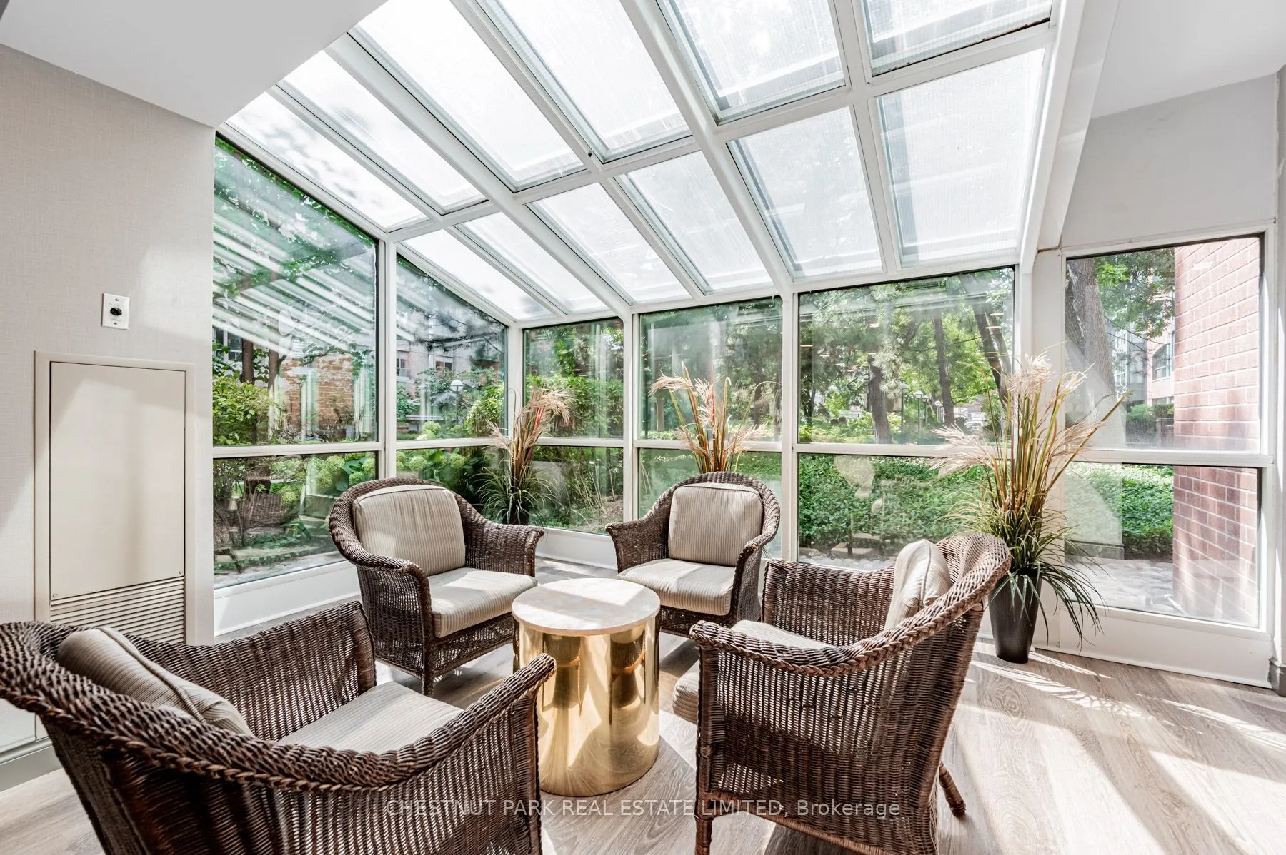 95 Prince Arthur Avenue, #104