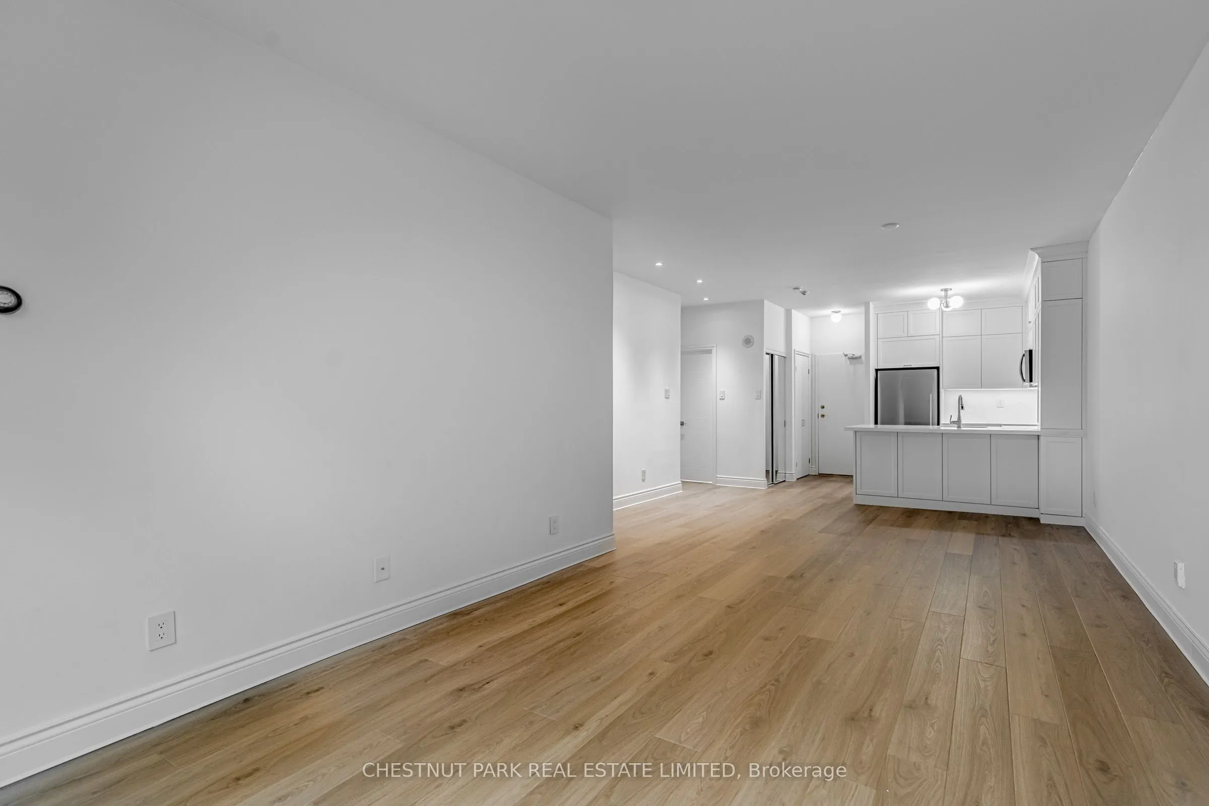 95 Prince Arthur Avenue, #104