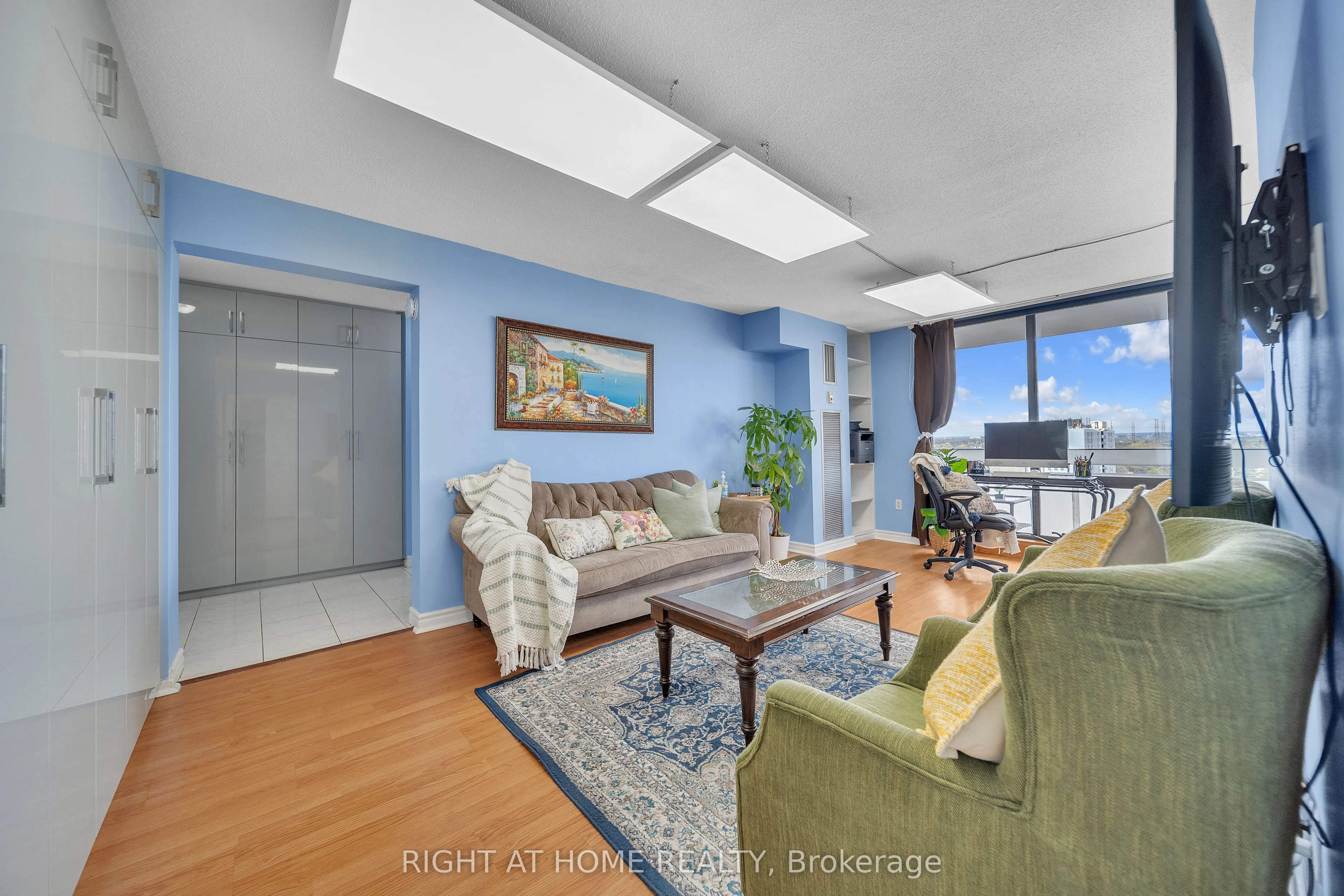 260 Seneca Hill Drive, #1415
