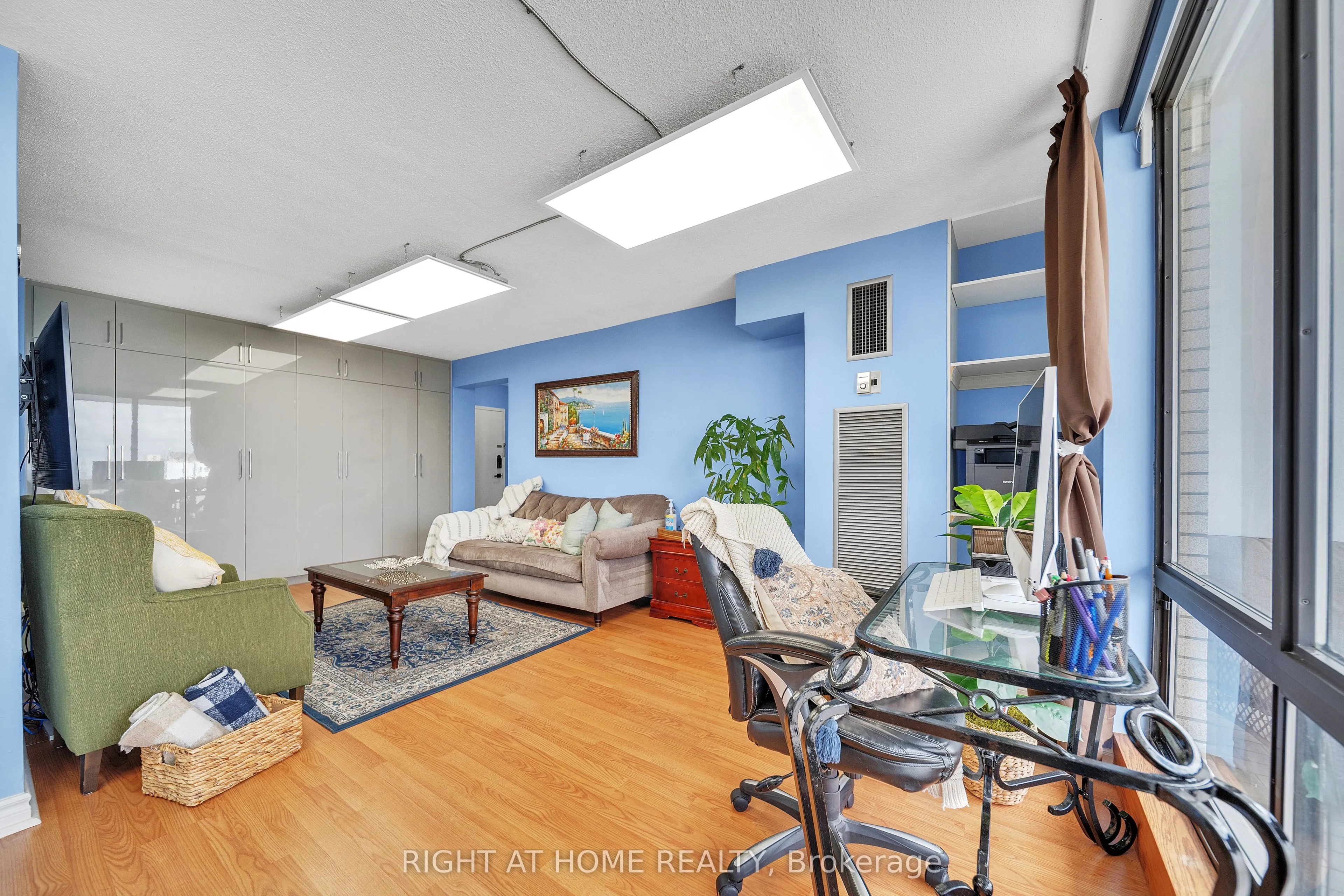 260 Seneca Hill Drive, #1415