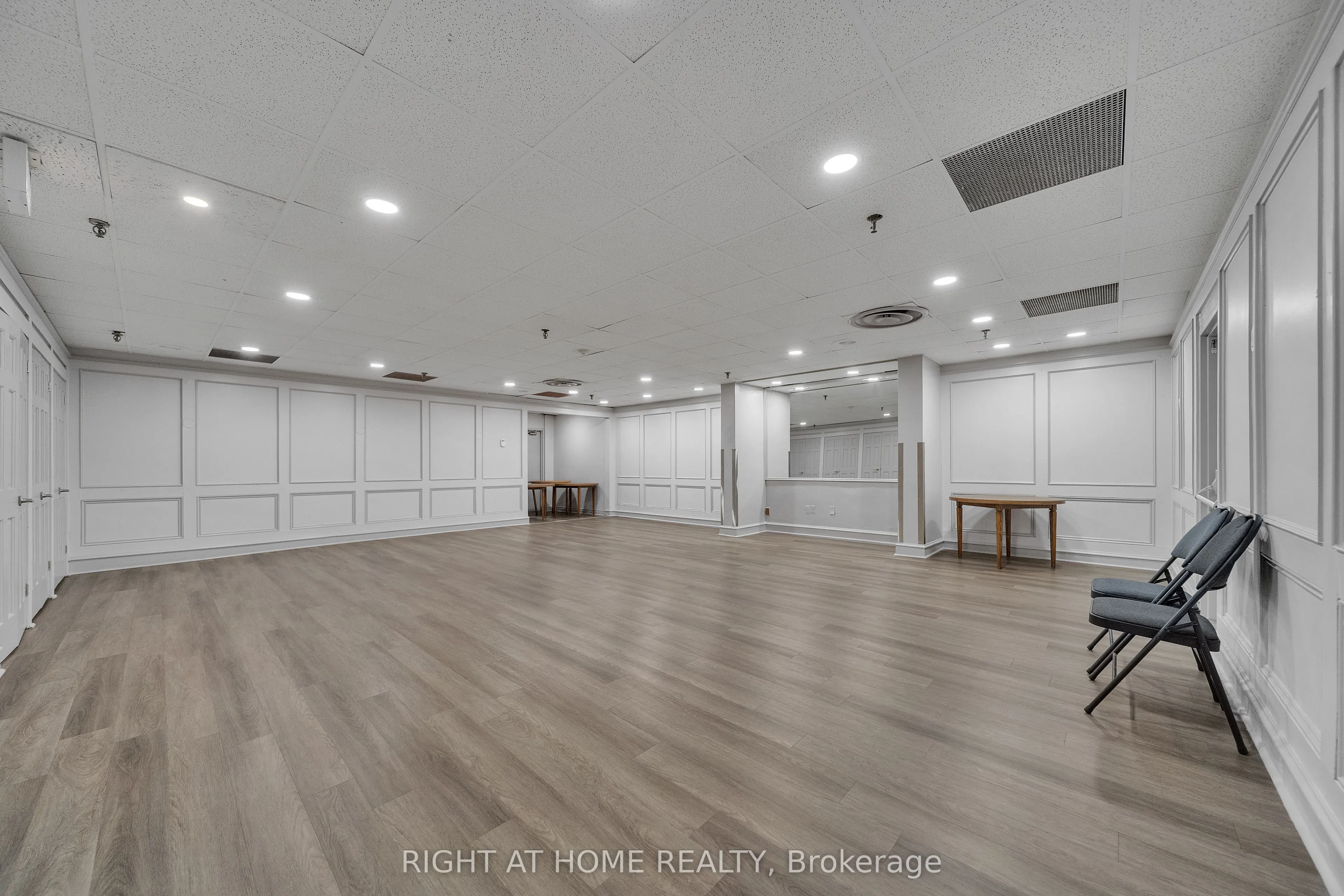 260 Seneca Hill Drive, #1415