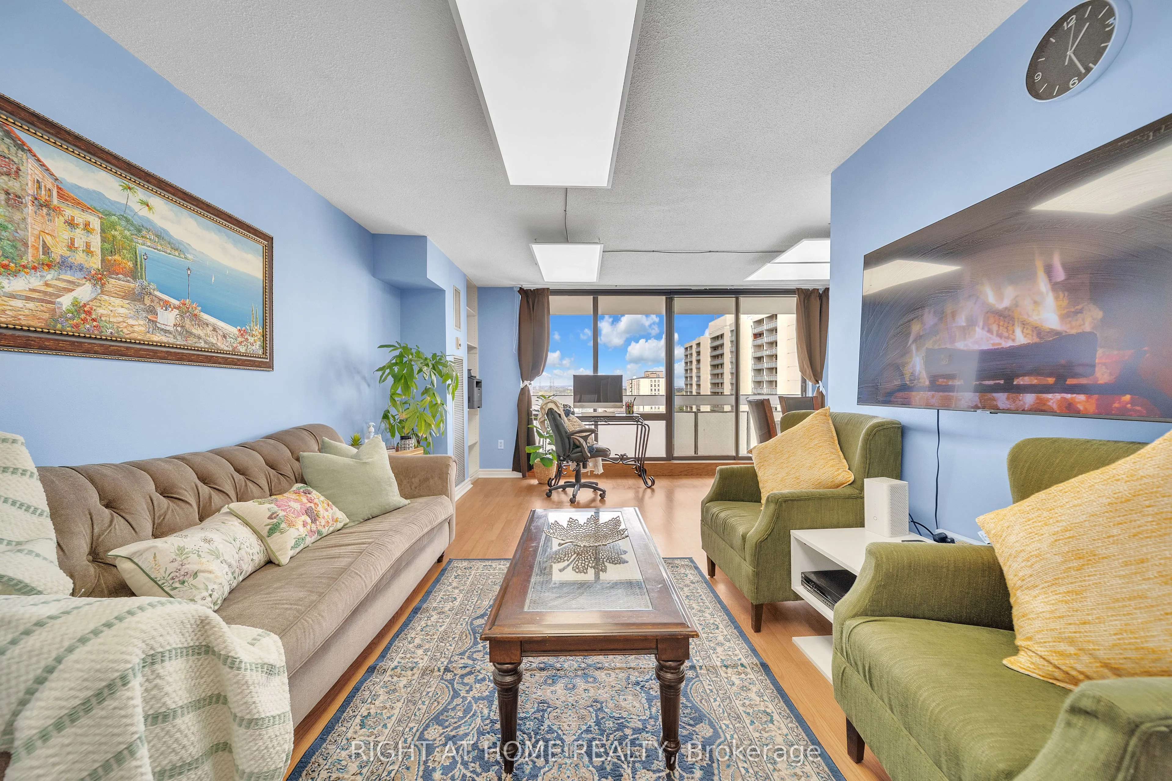 260 Seneca Hill Drive, #1415
