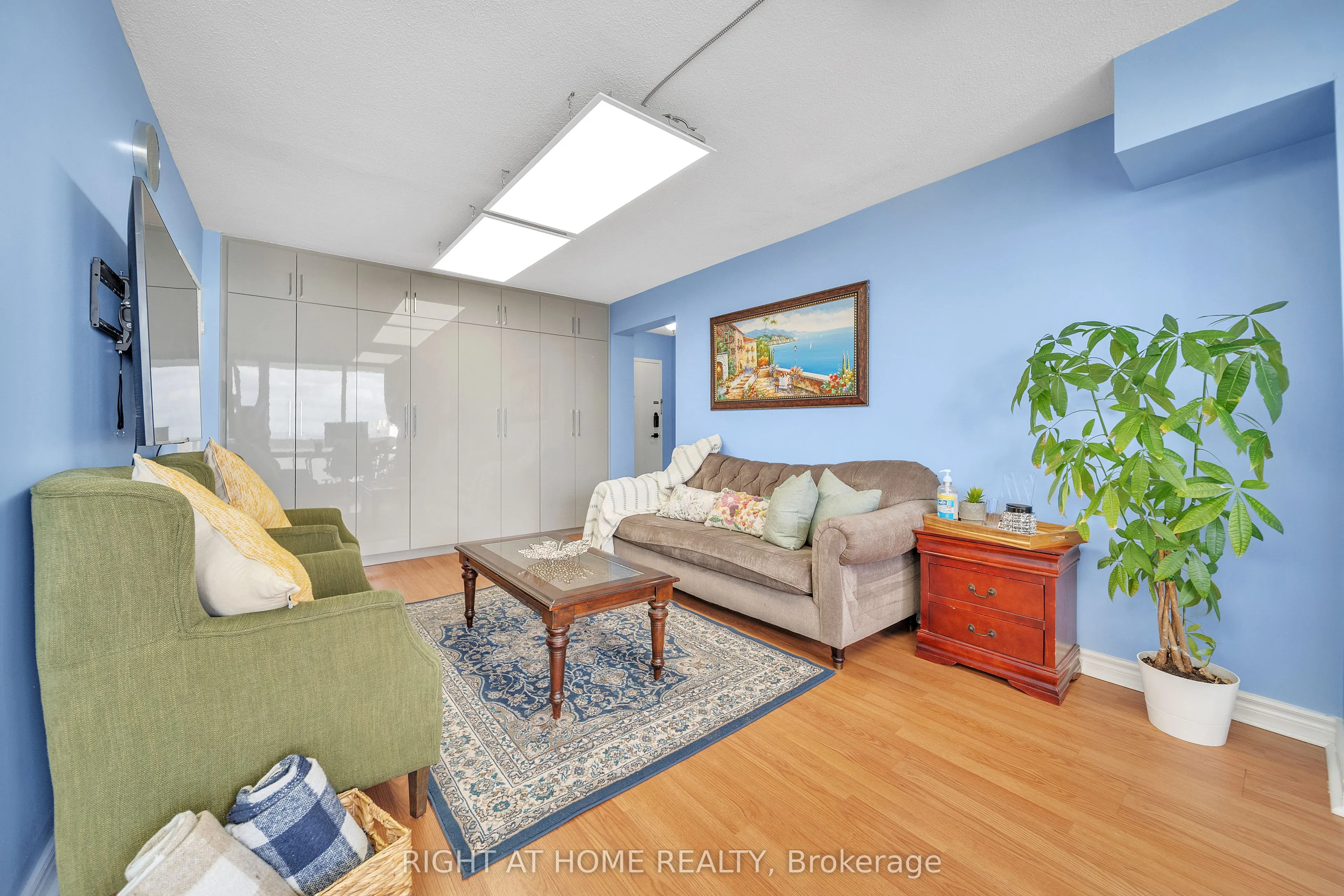 260 Seneca Hill Drive, #1415