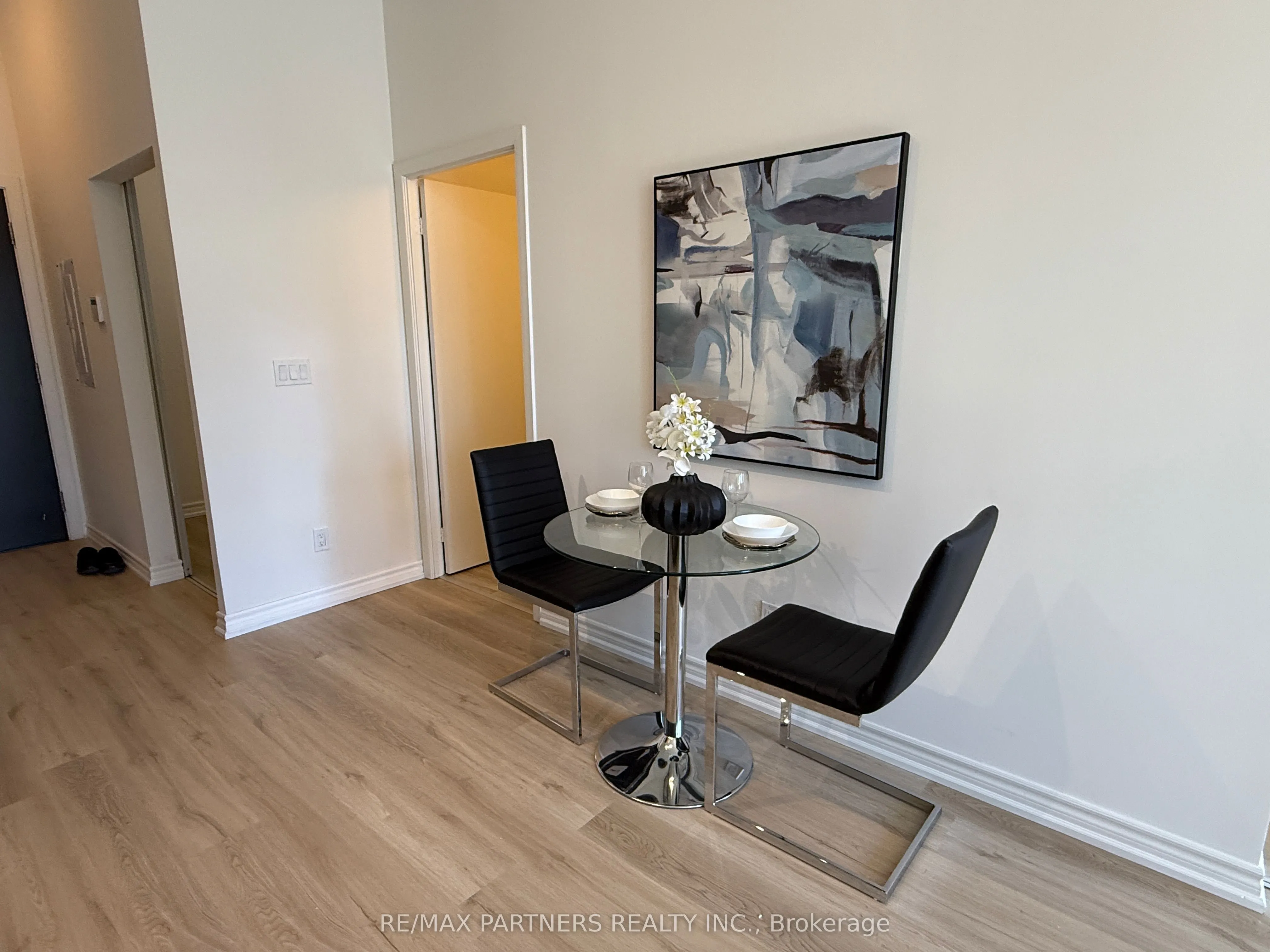 435 Richmond Street W #1106