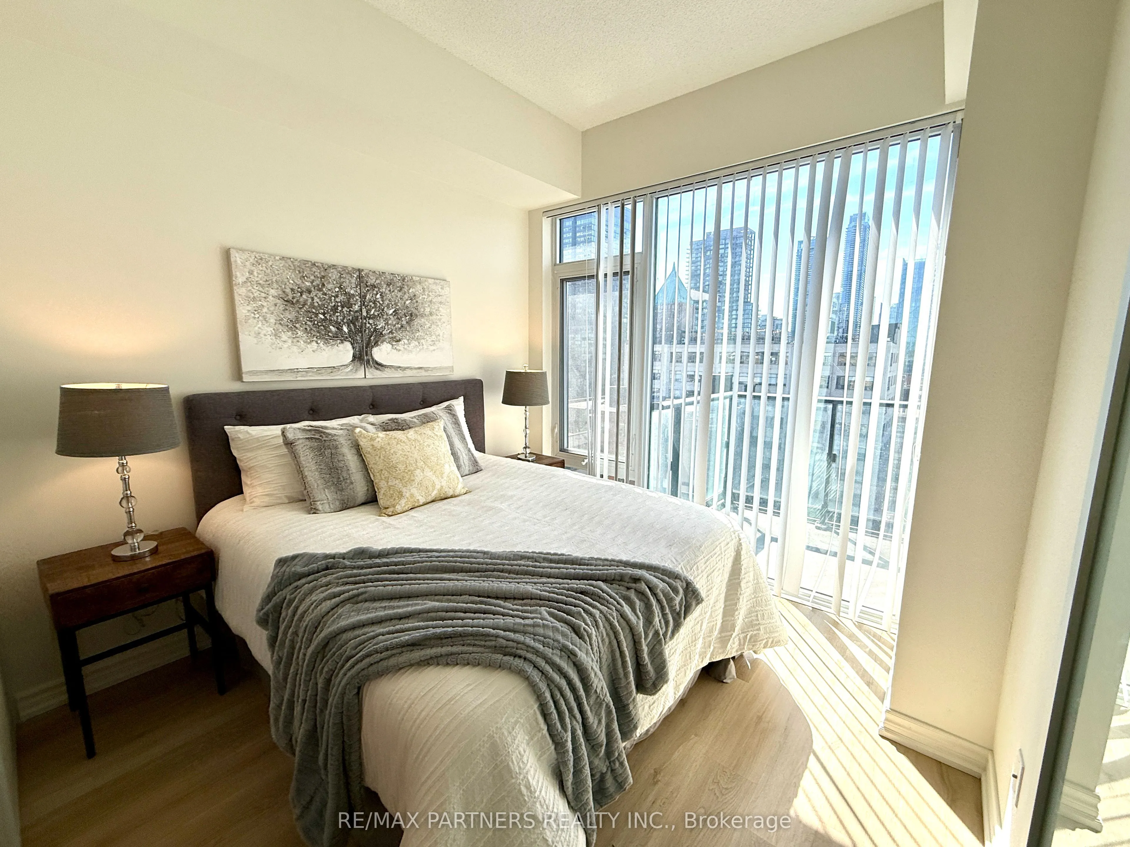 435 Richmond Street W #1106