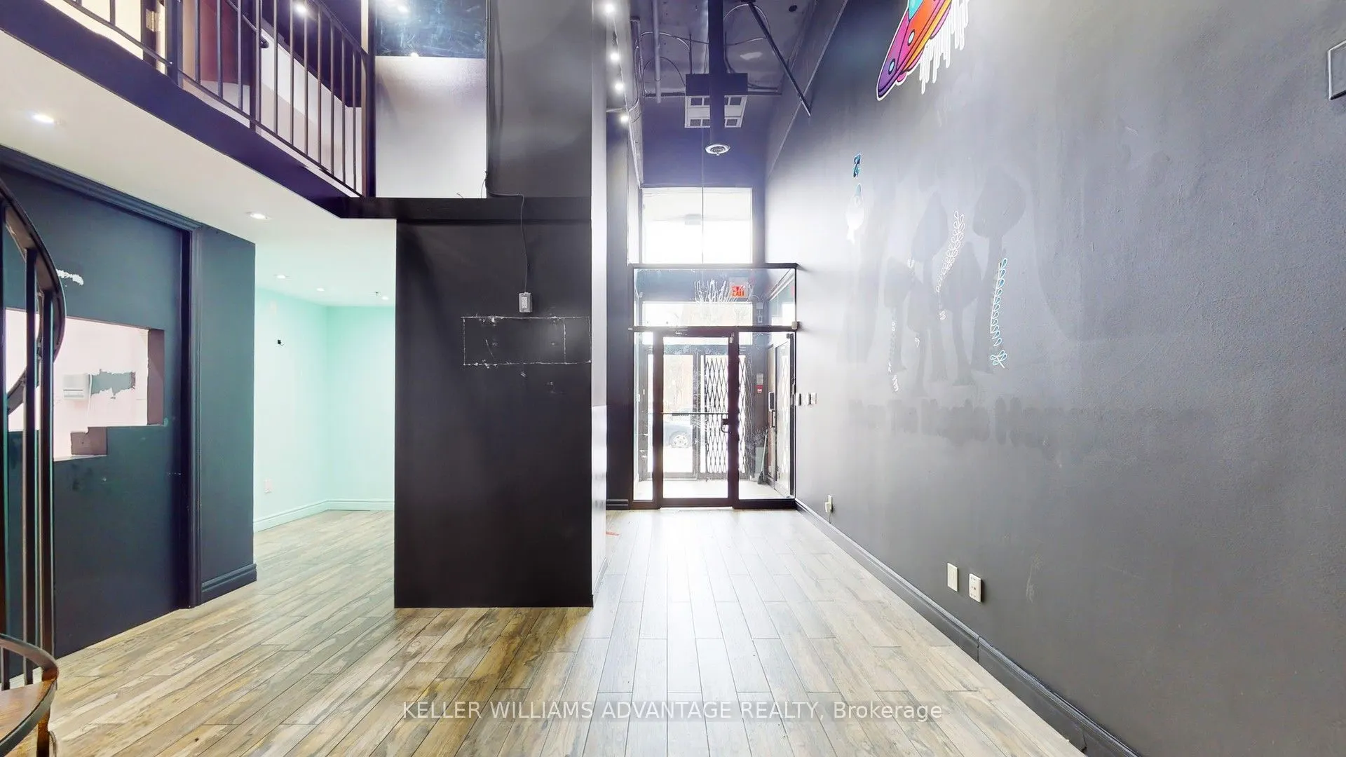 188 Spadina Avenue, #15-17