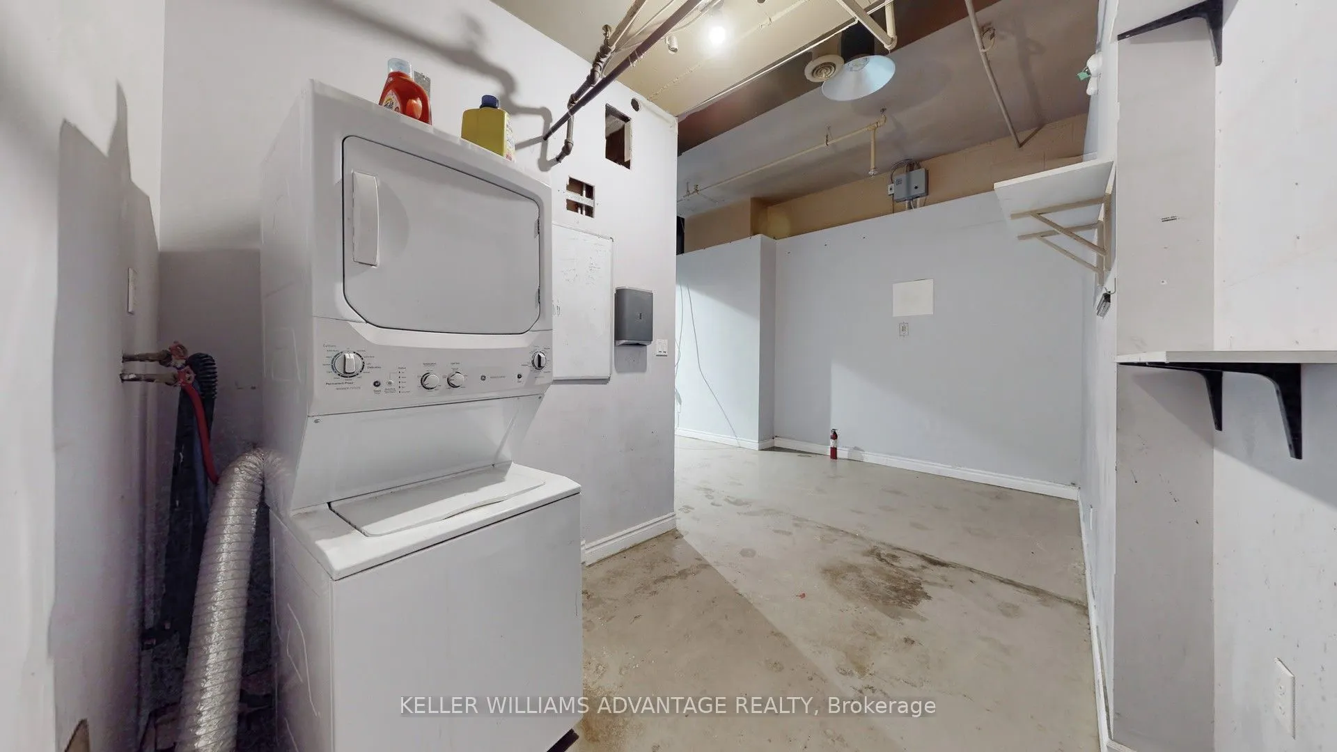 188 Spadina Avenue, #15-17