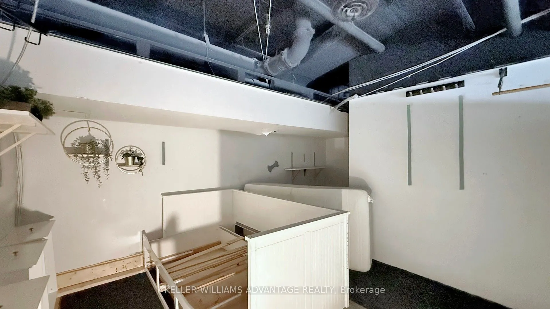 188 Spadina Avenue, #15-17