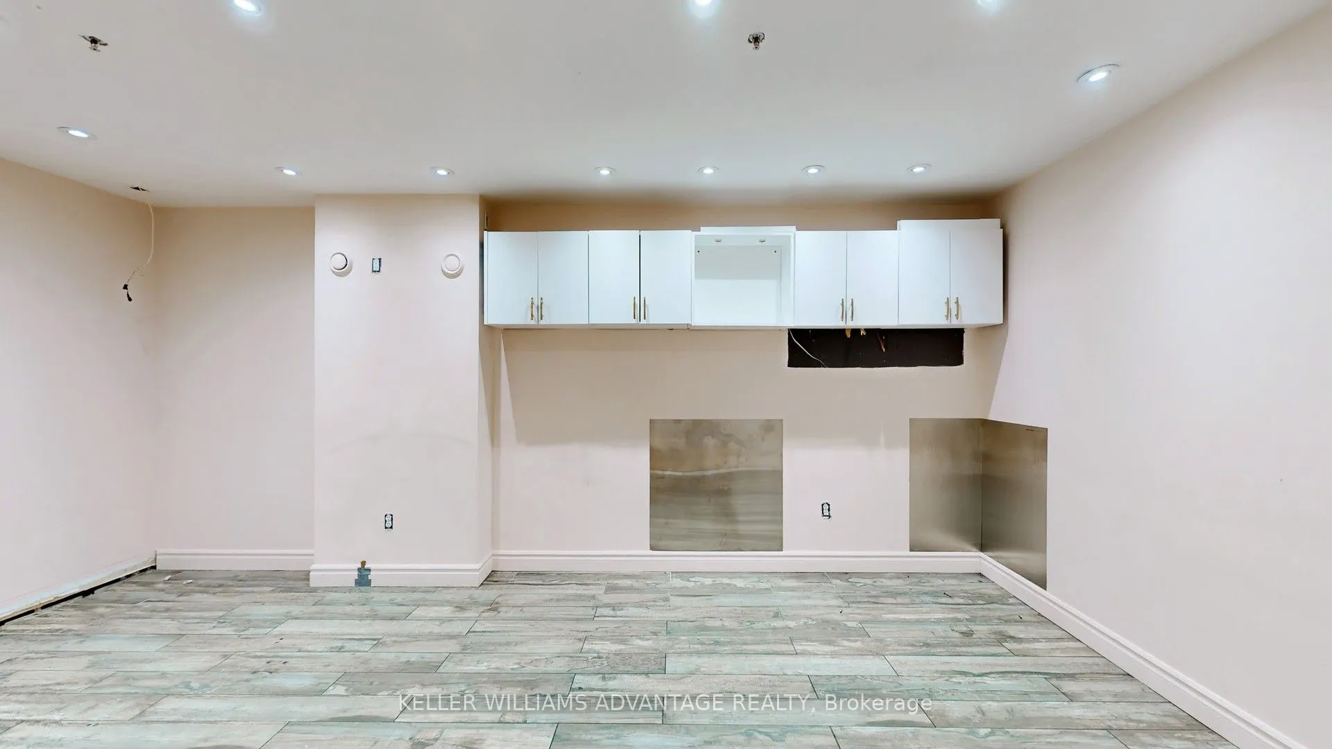 188 Spadina Avenue, #15-17