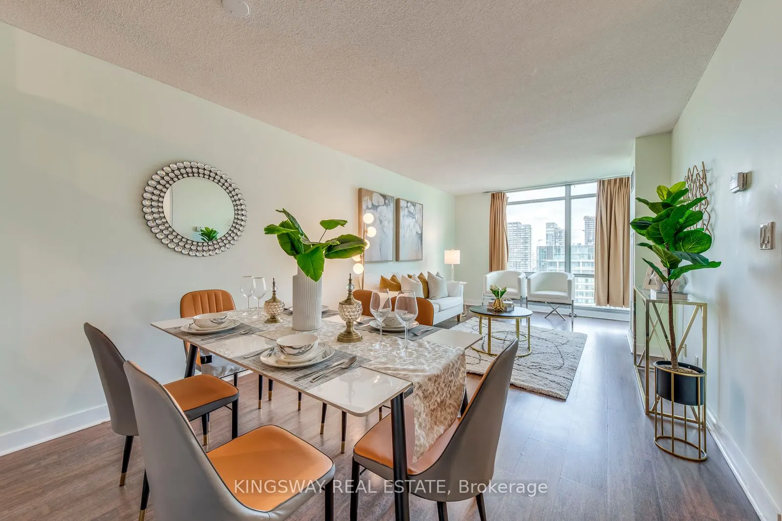 81 Navy Wharf Court #3511
