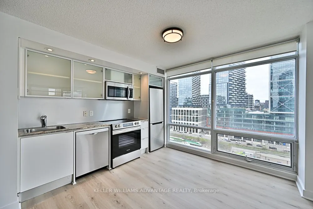 25 Telegram Mews, #1602
