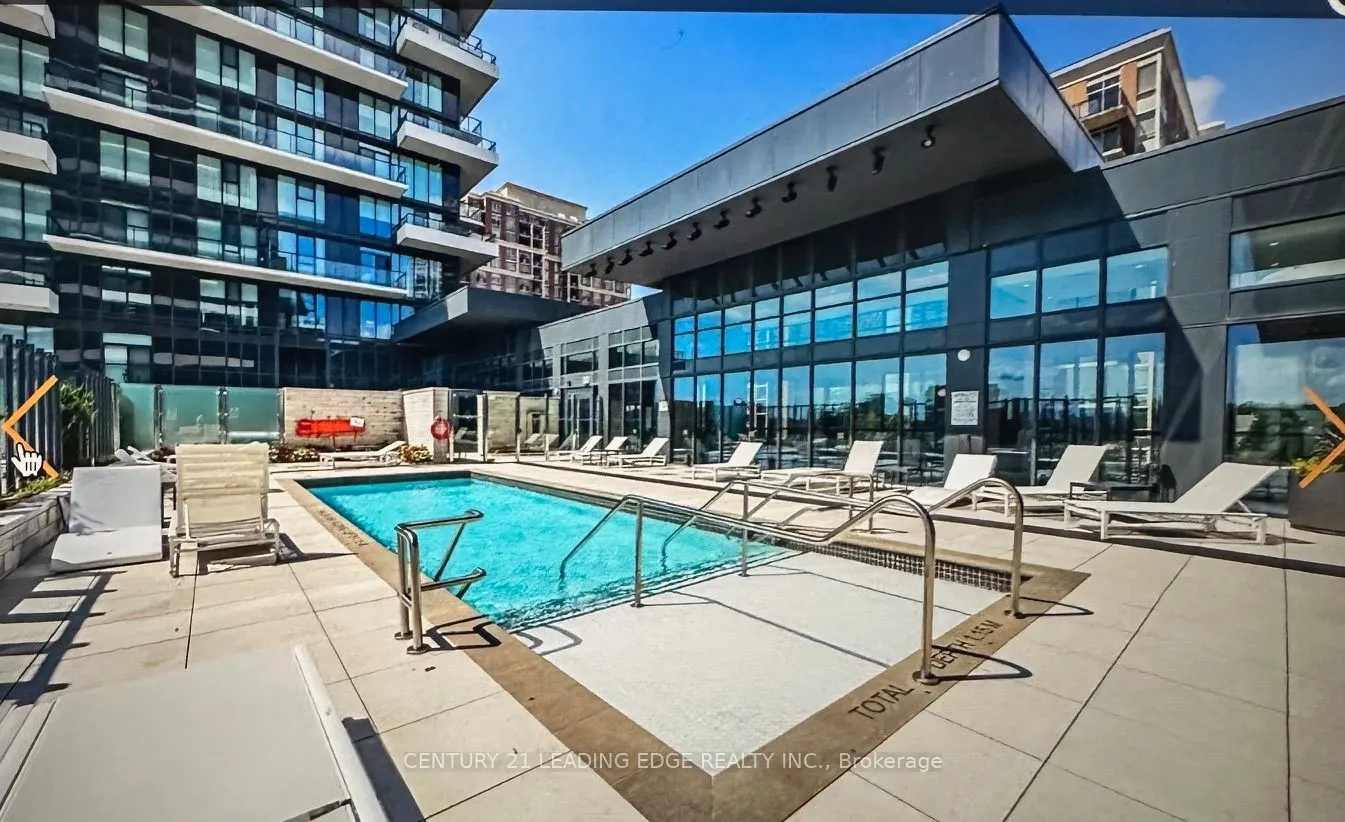 30 Inn On The Park Drive, #712