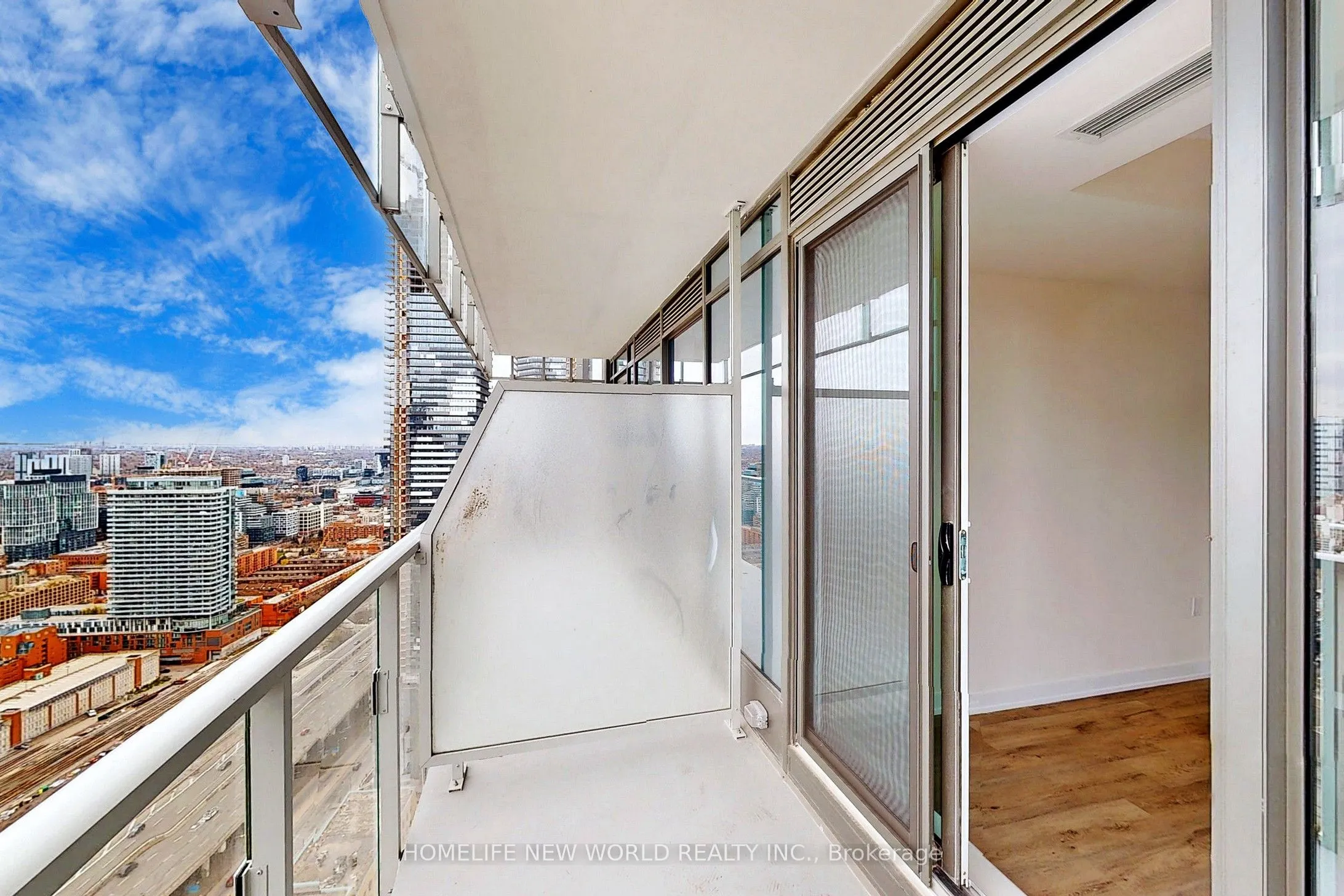 28 Freeland Street #4106
