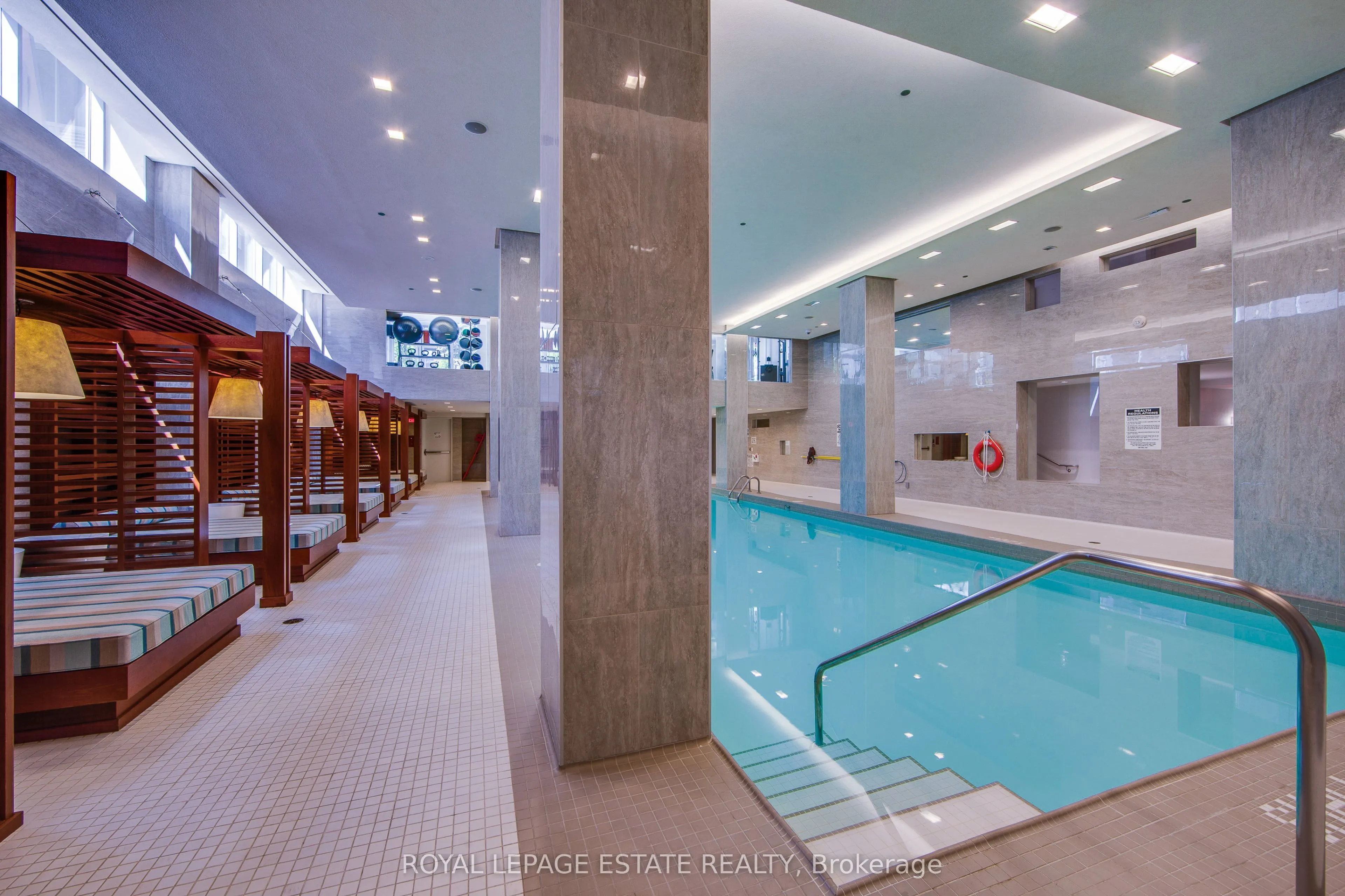 170 Avenue Road, #211