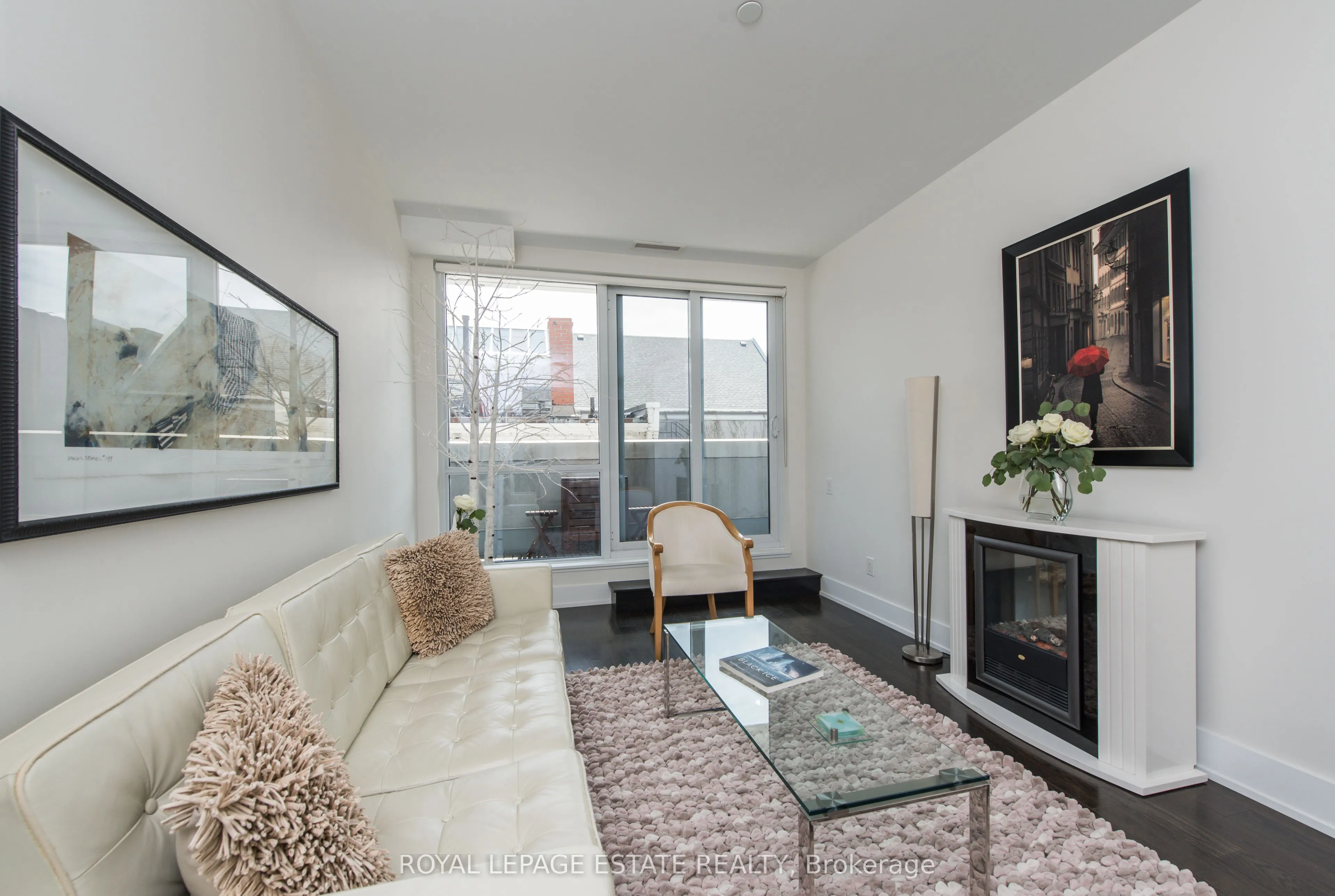 170 Avenue Road, #211