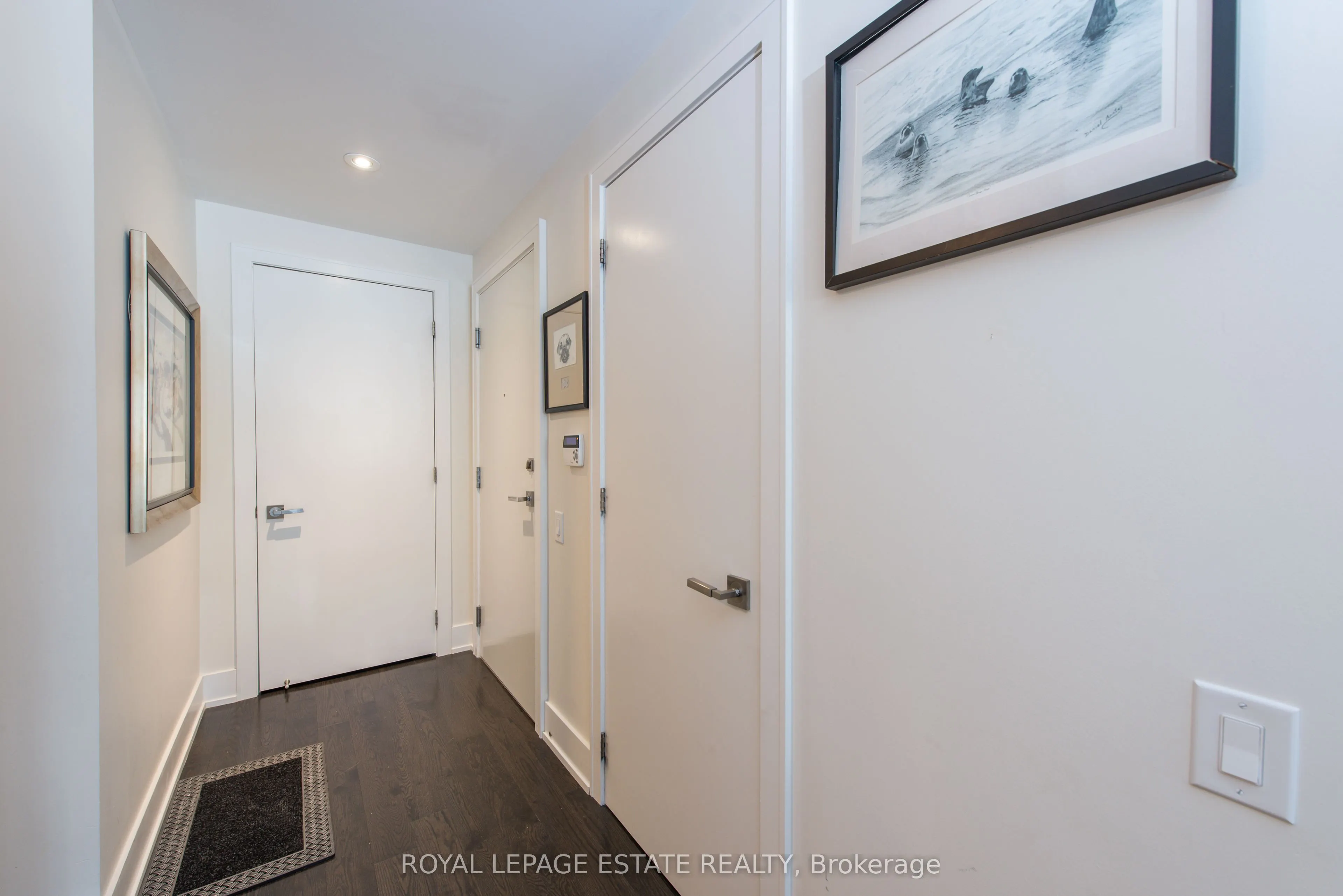 170 Avenue Road, #211