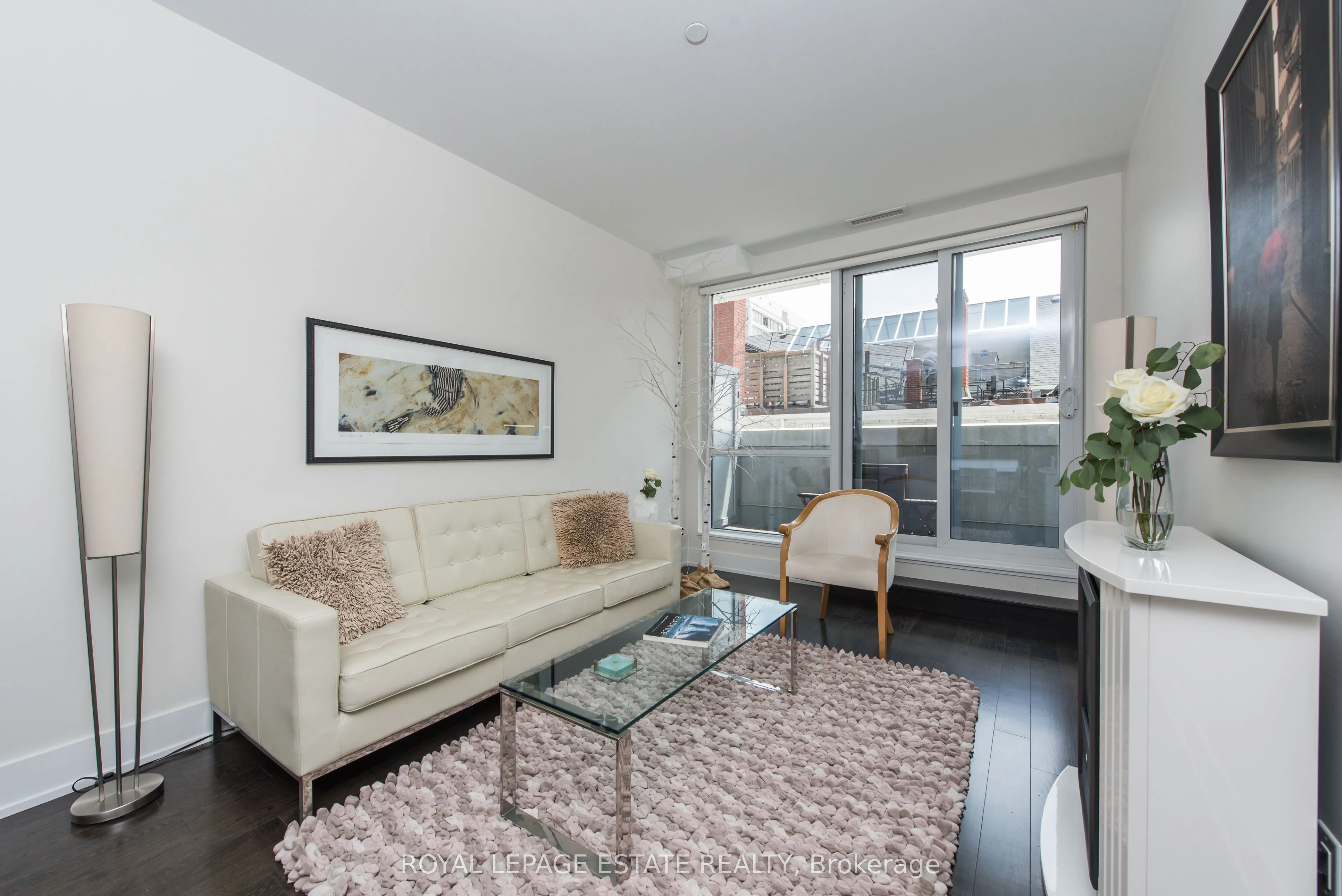 170 Avenue Road, #211