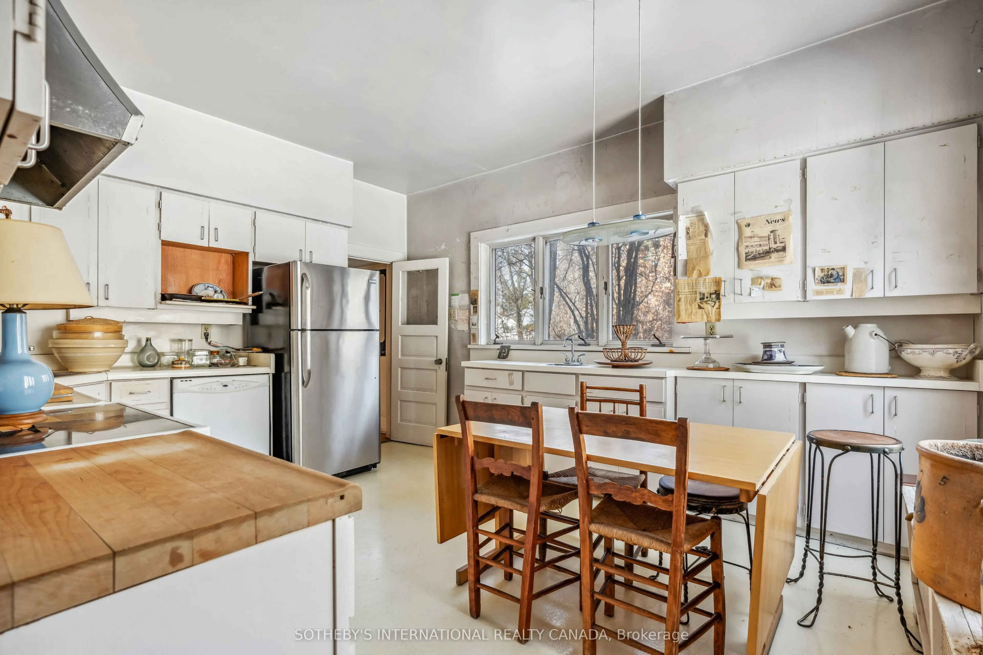 27 Old Yonge Street