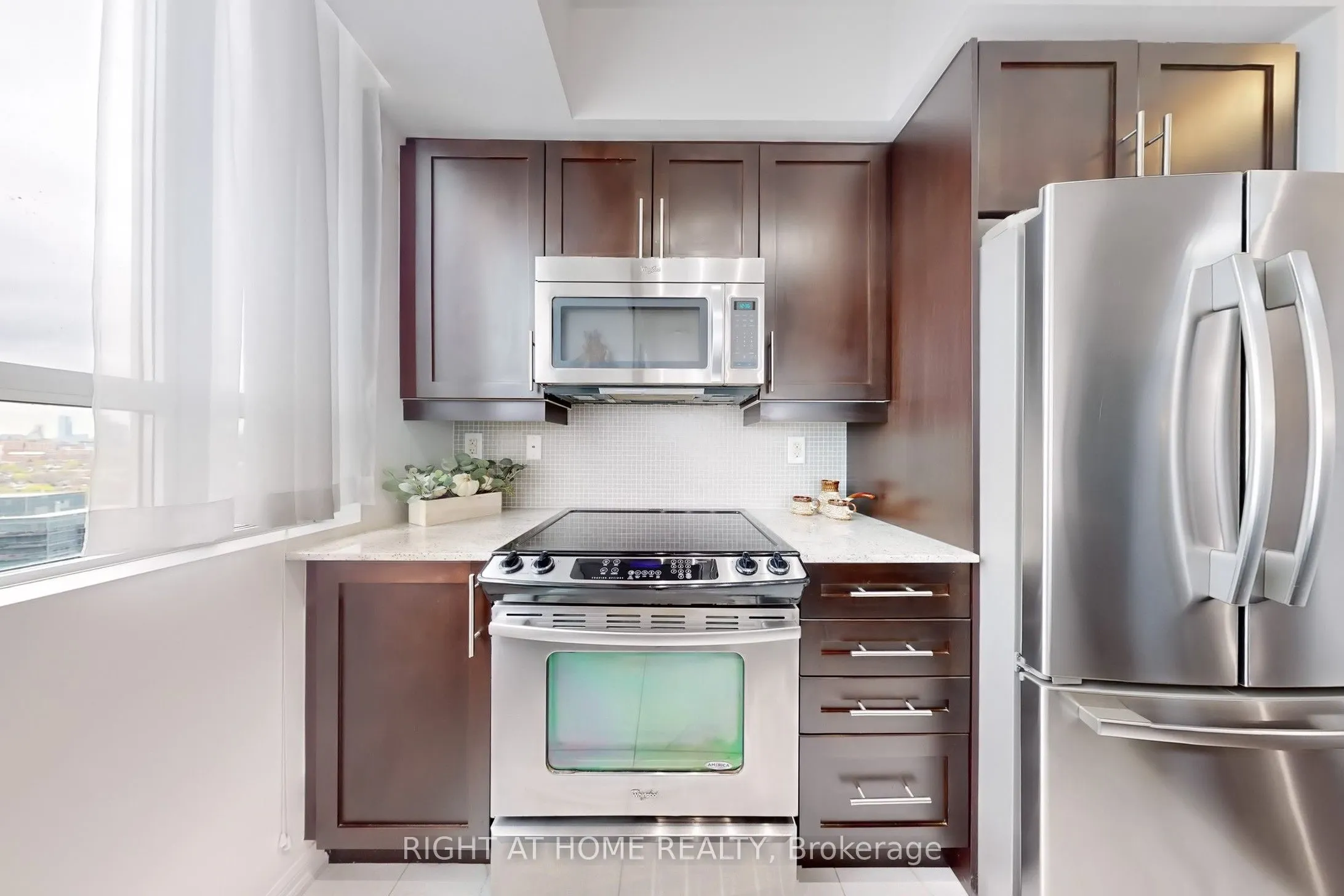 125 Western Battery Road, #2415