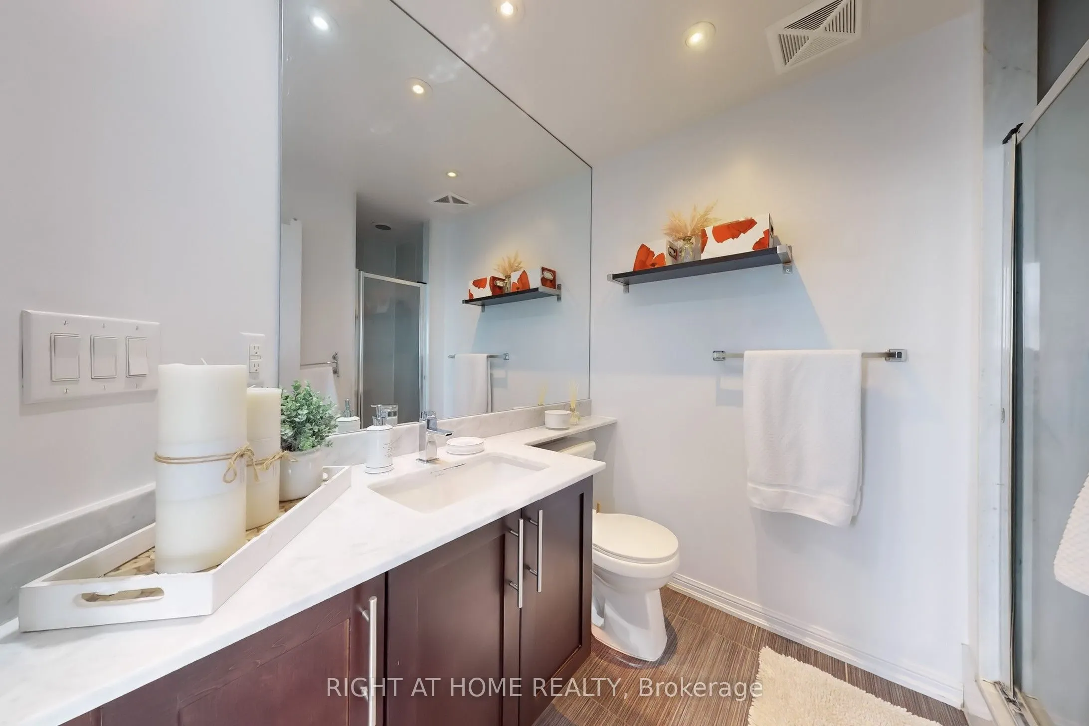 125 Western Battery Road, #2415