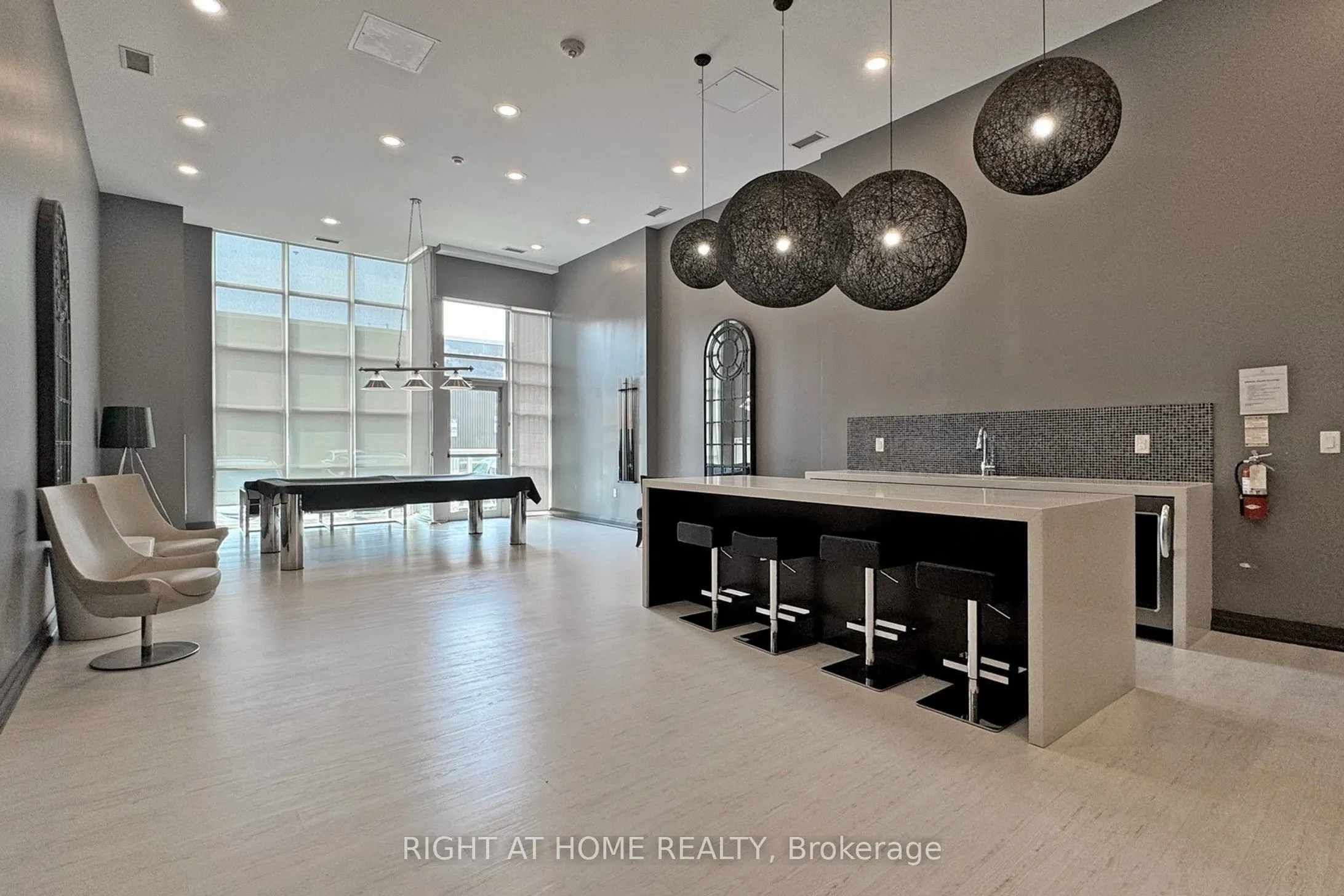125 Western Battery Road, #2415