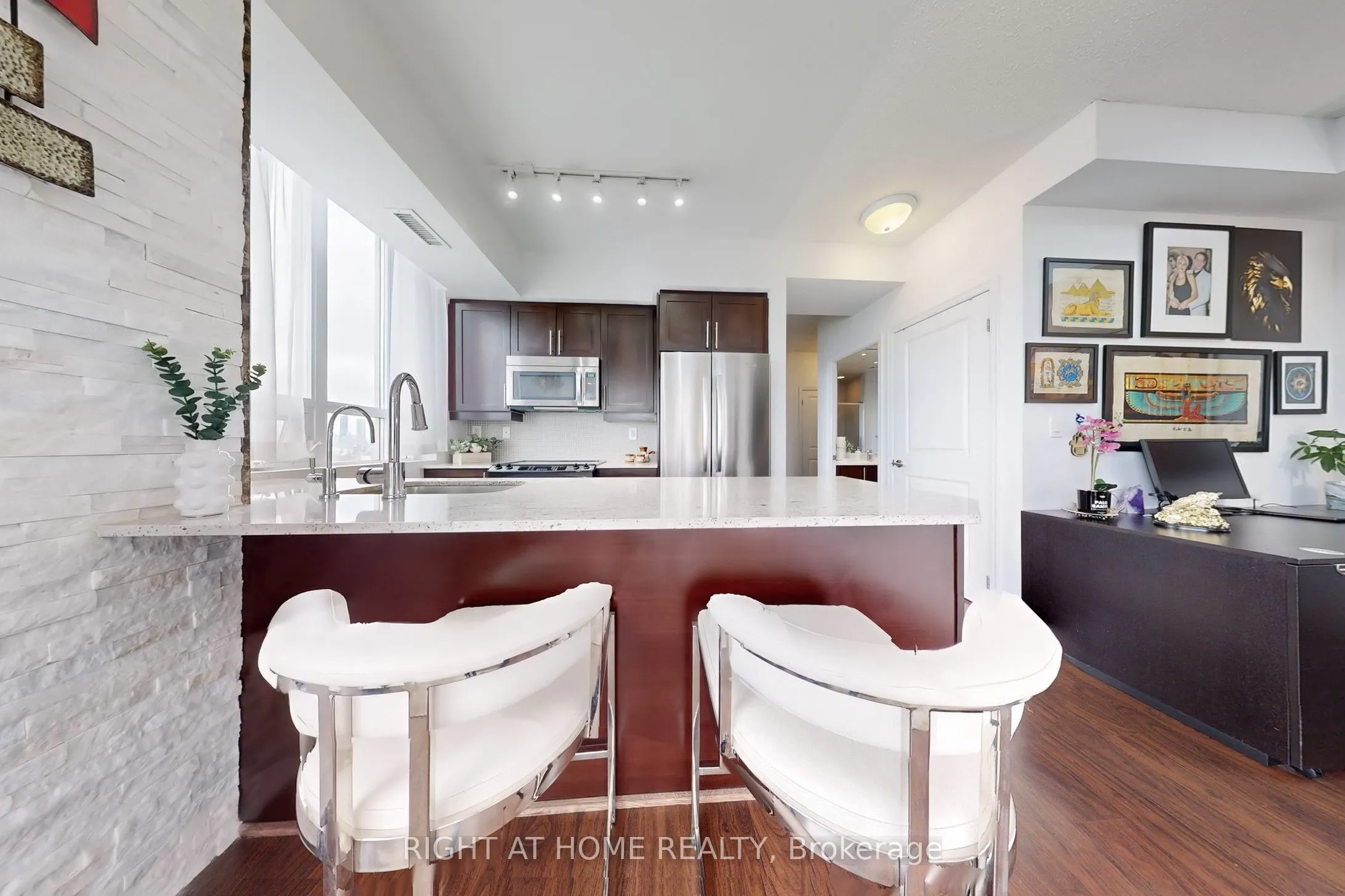 125 Western Battery Road, #2415