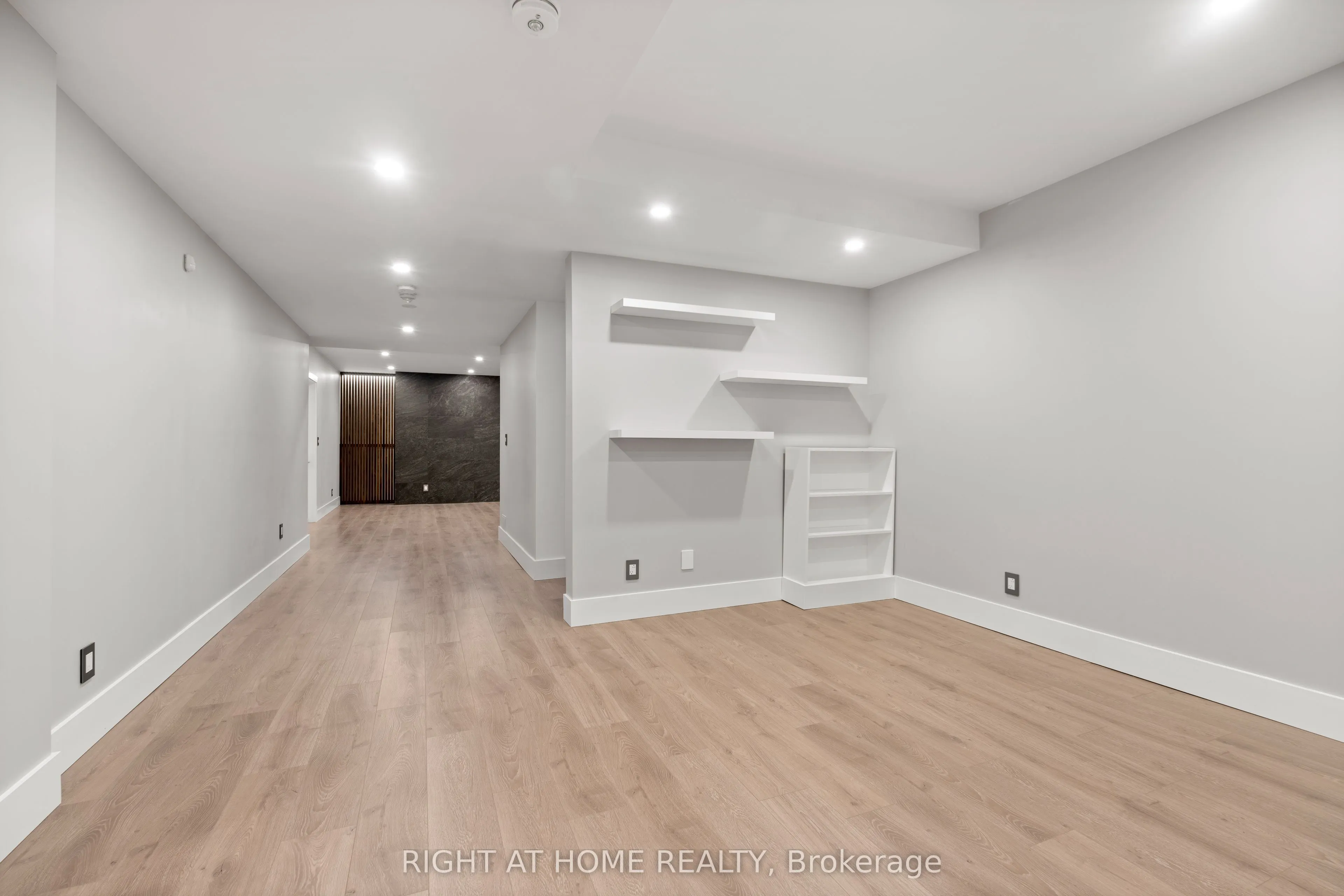 15 Fairmeadow Avenue