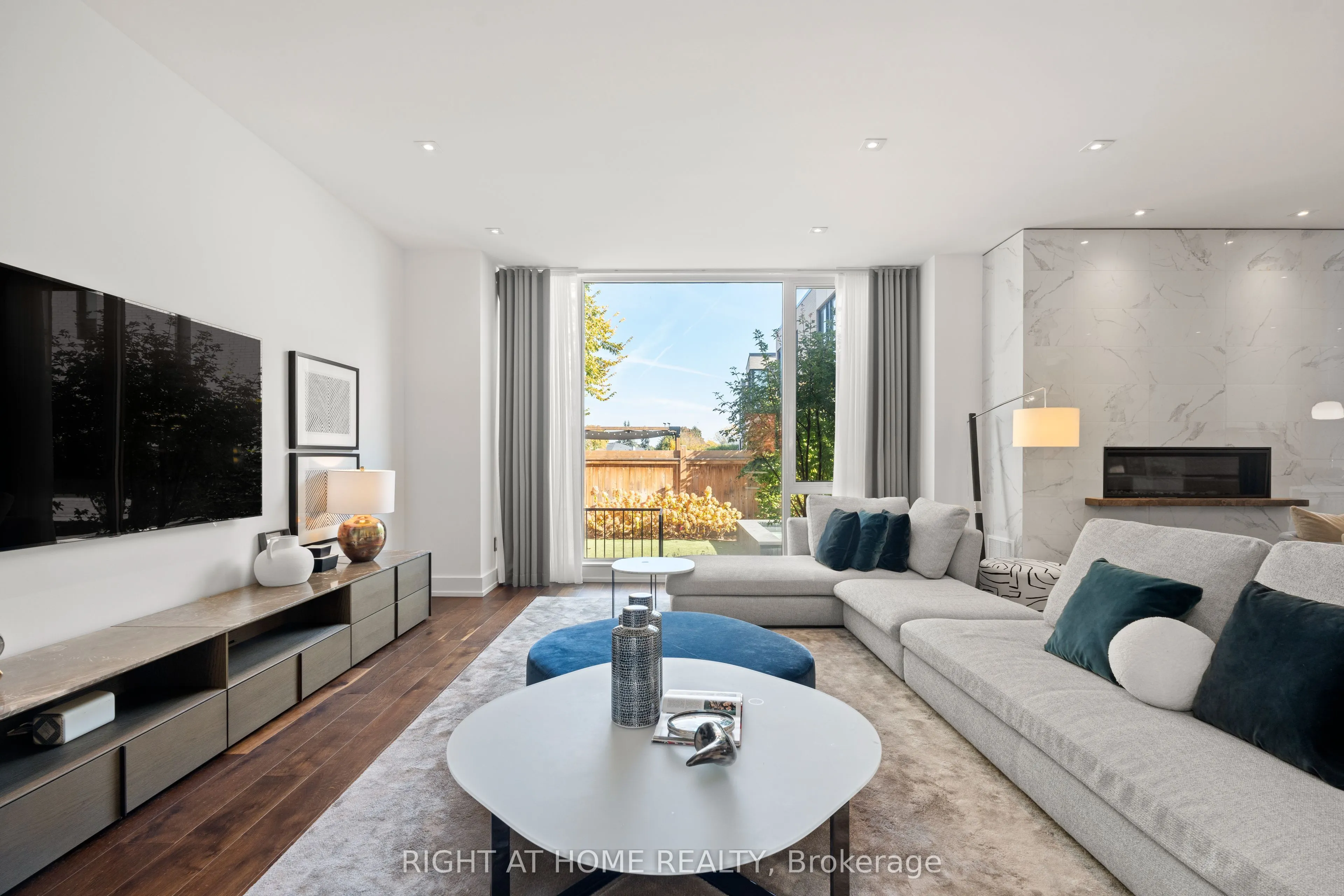 15 Fairmeadow Avenue
