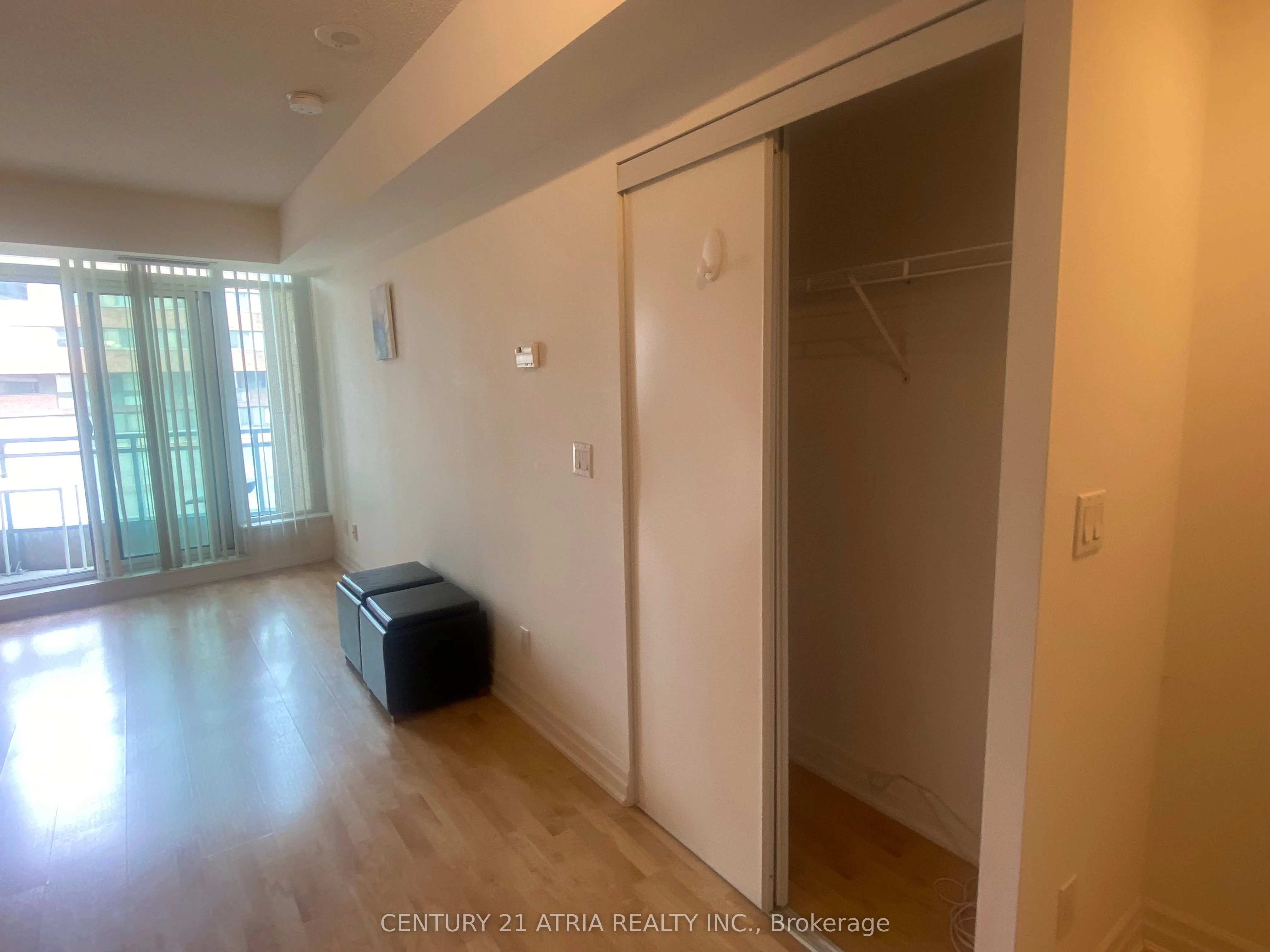 8 Scollard Street, #1209