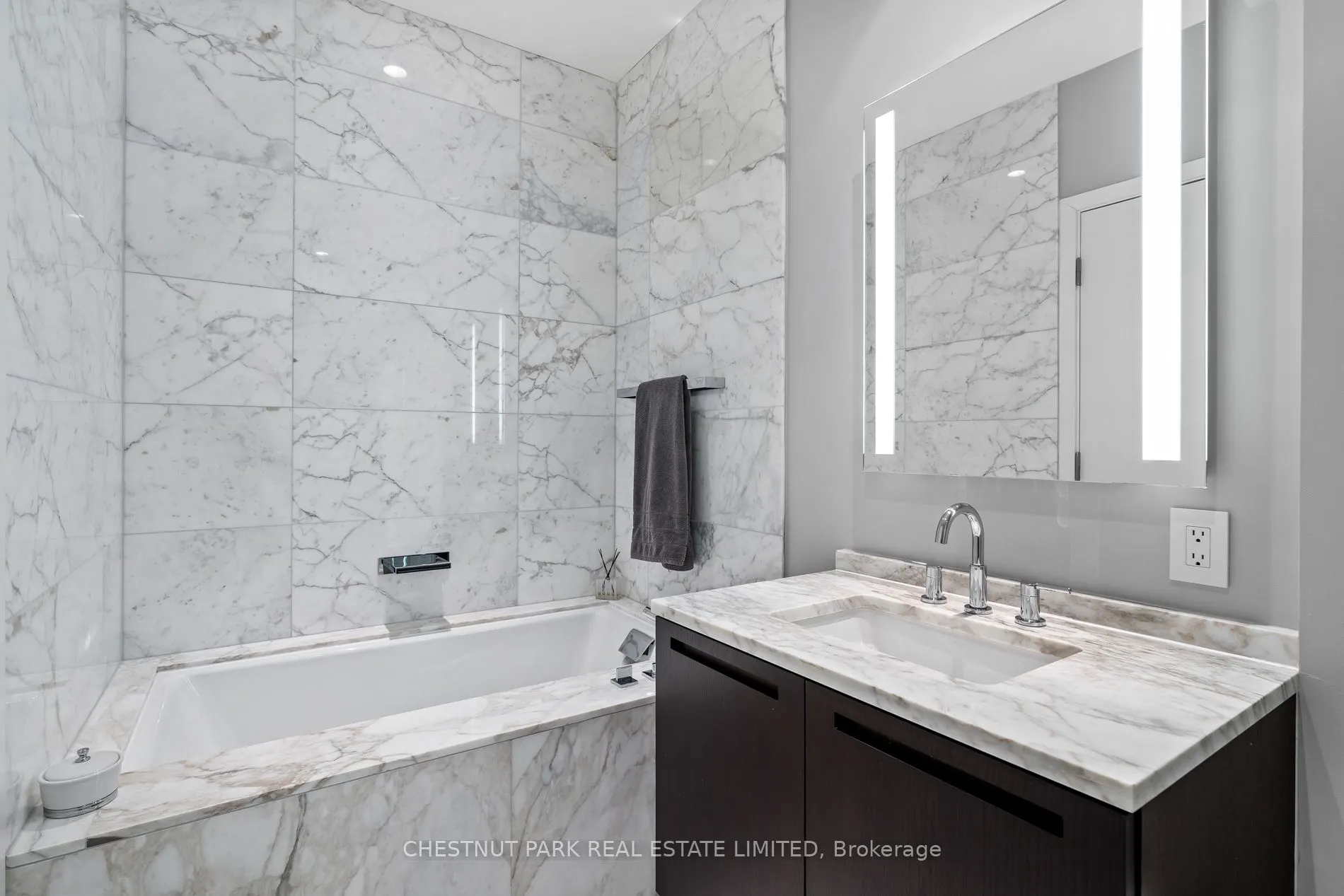 180 University Avenue, #5203